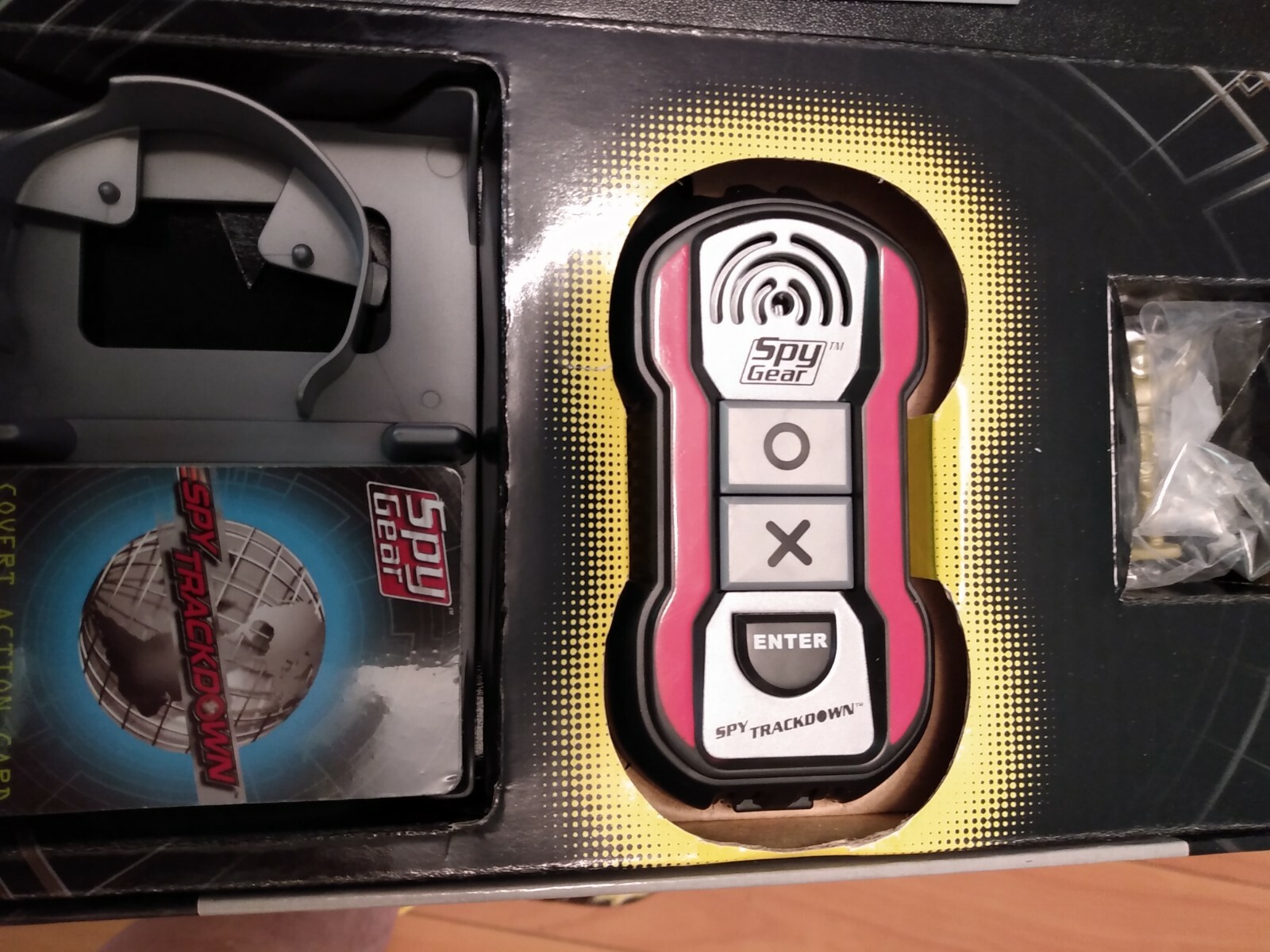 Wild Planet Spy Gear Spy Trackdown Game used complete