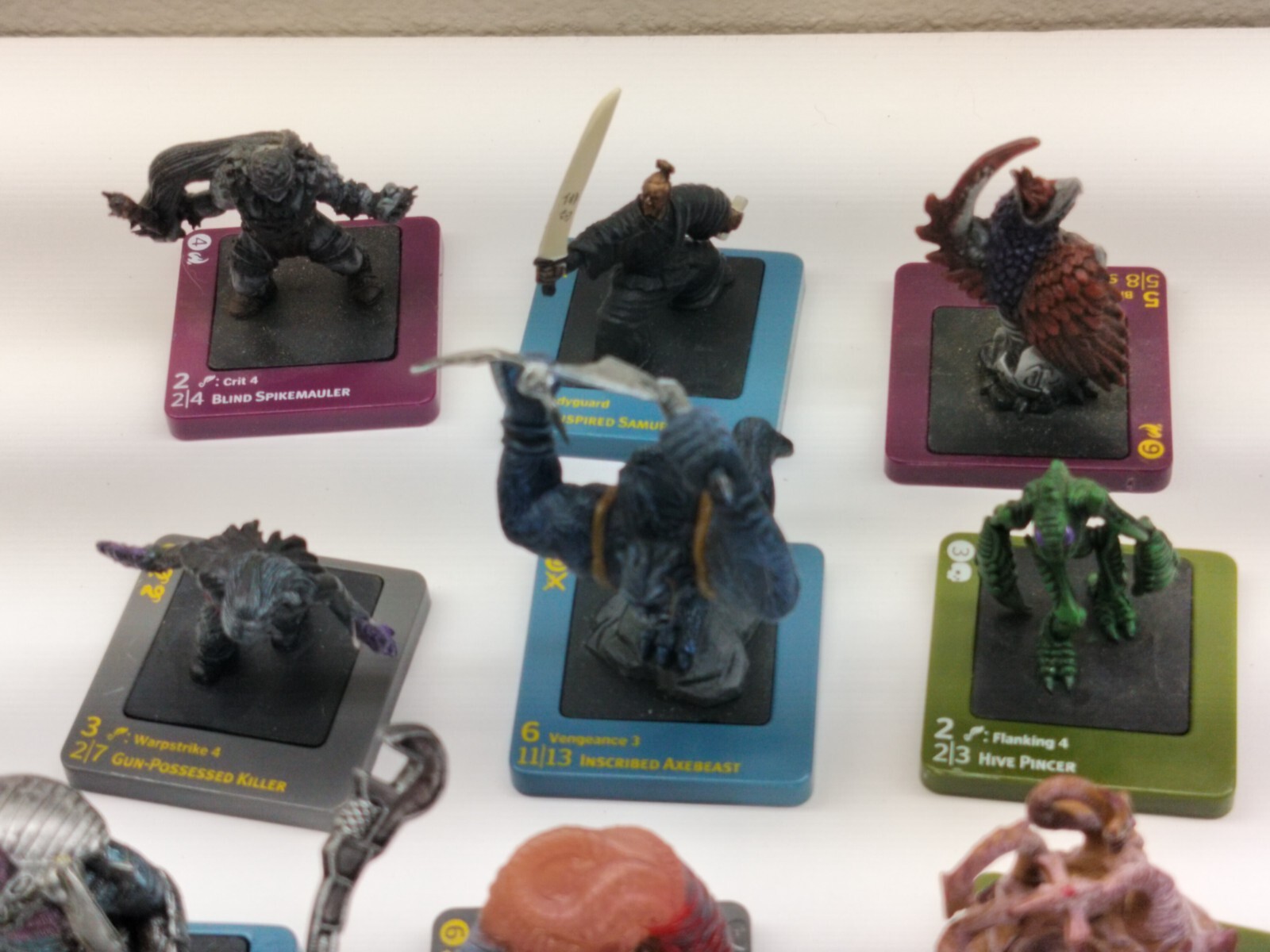 Dreamblade Miniature Figures Figurine – Lot of 12 Figures