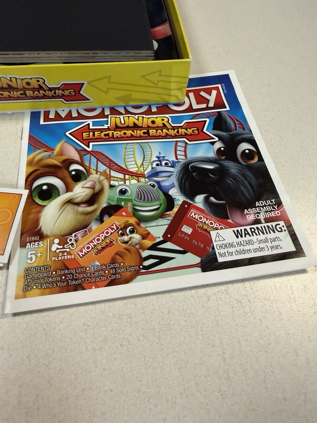 Monopoly Junior Electronic Banking Ages 5 and up 2-4 players Board Game Read