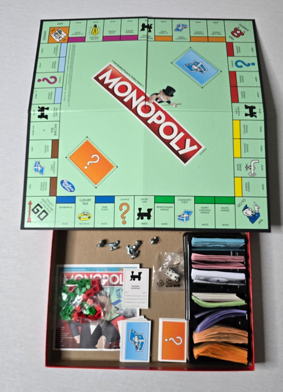 Monopoly Board Game Hasbro Pre-Owned Missing 2 Tokens/Pieces
