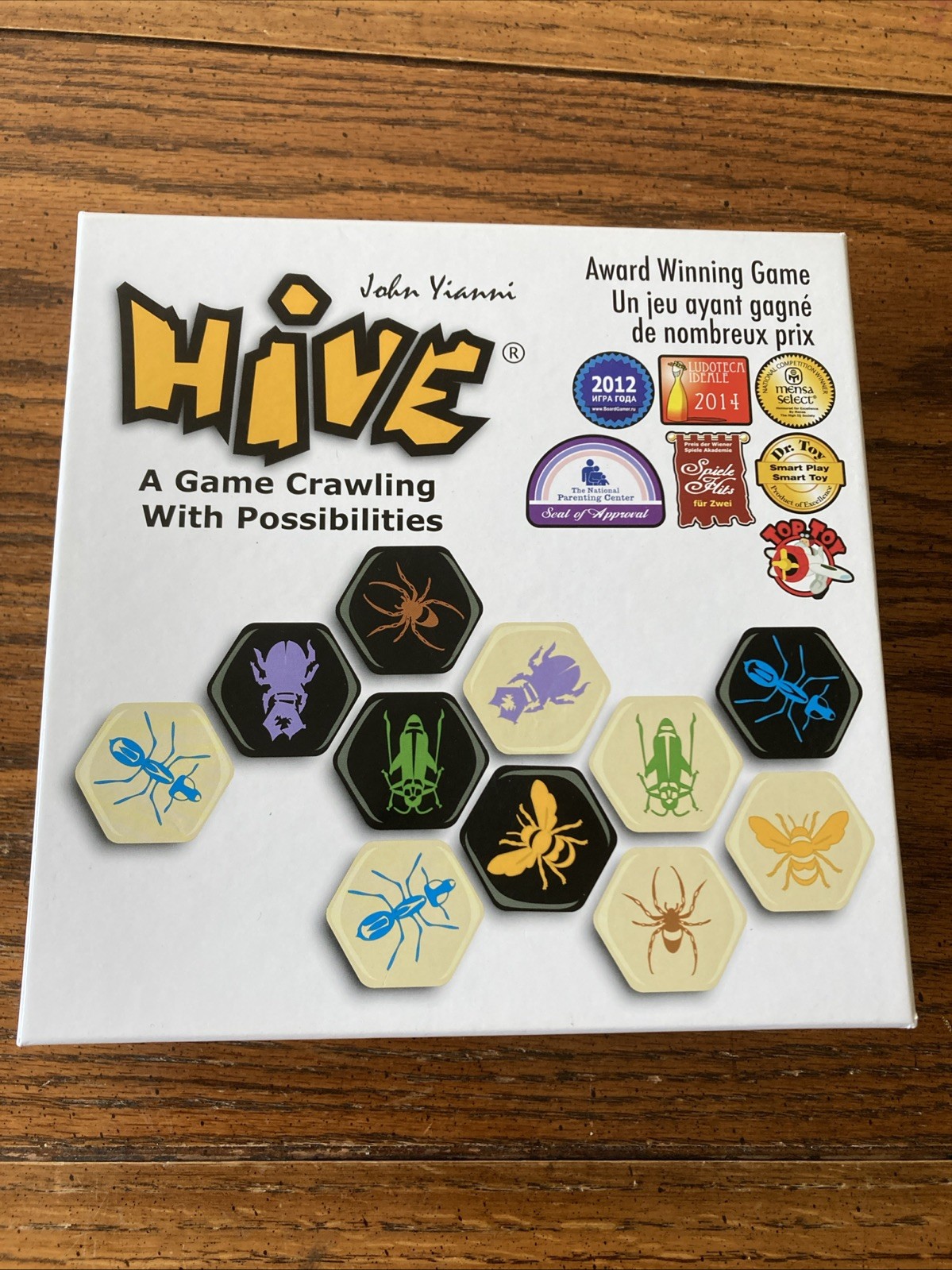 Hive Boardgame John Yianni Smart Zone Strategy Game Crawling With Possibilities