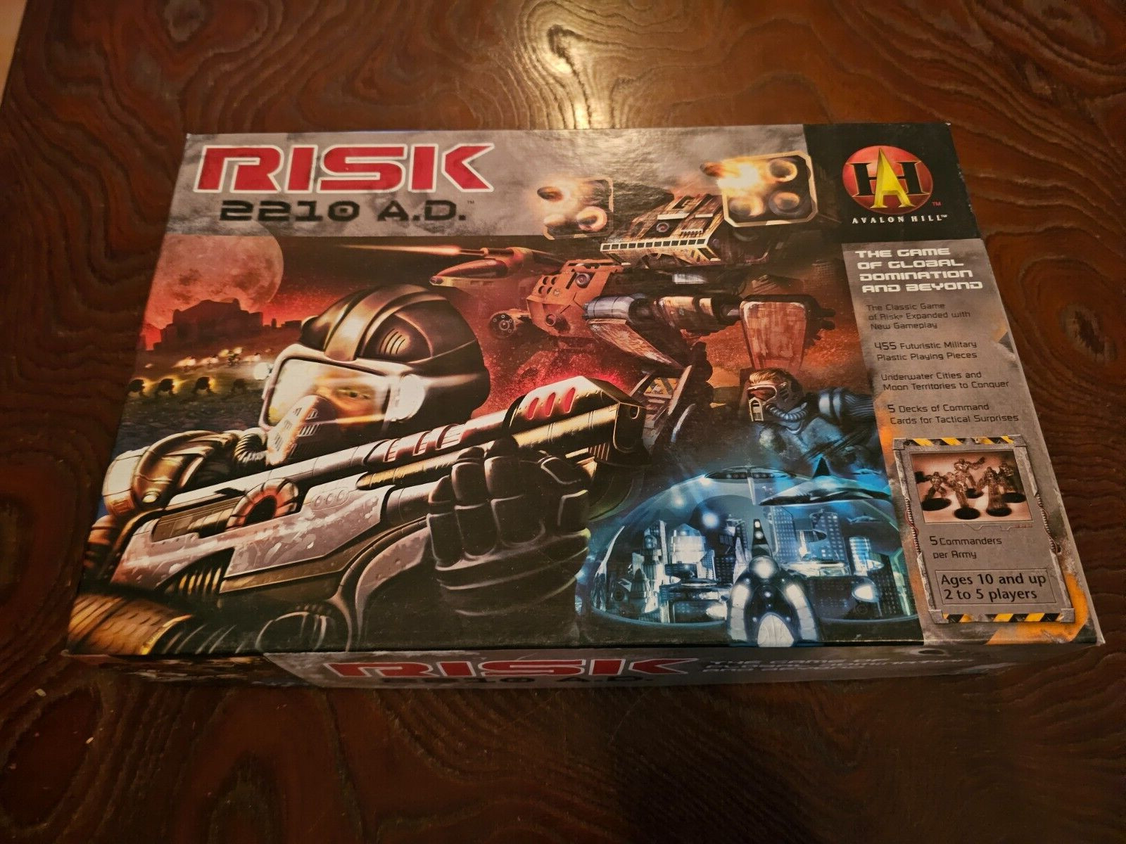 Avalon Hill Risk 2210 A.D. Global Domination Board Game Hasbro 2001 Complete