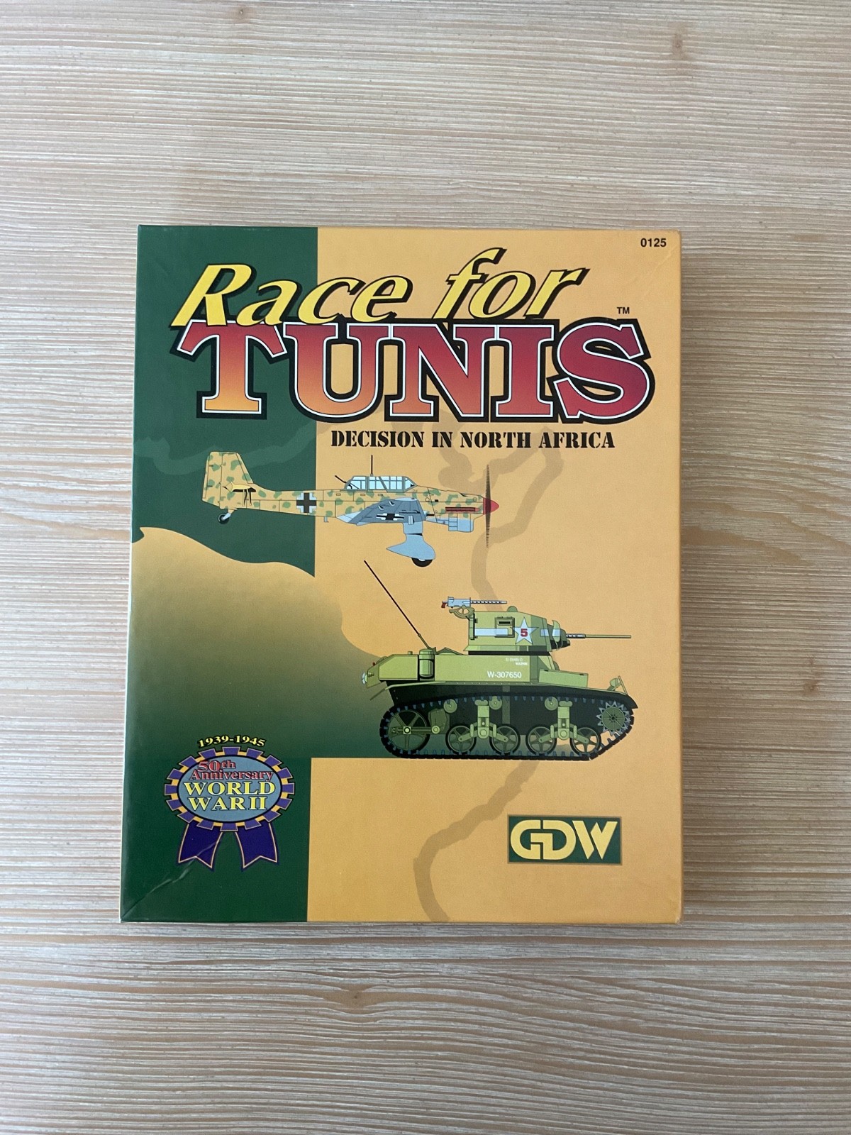 GDW Wargame Race for Tunis Box VG+/NM