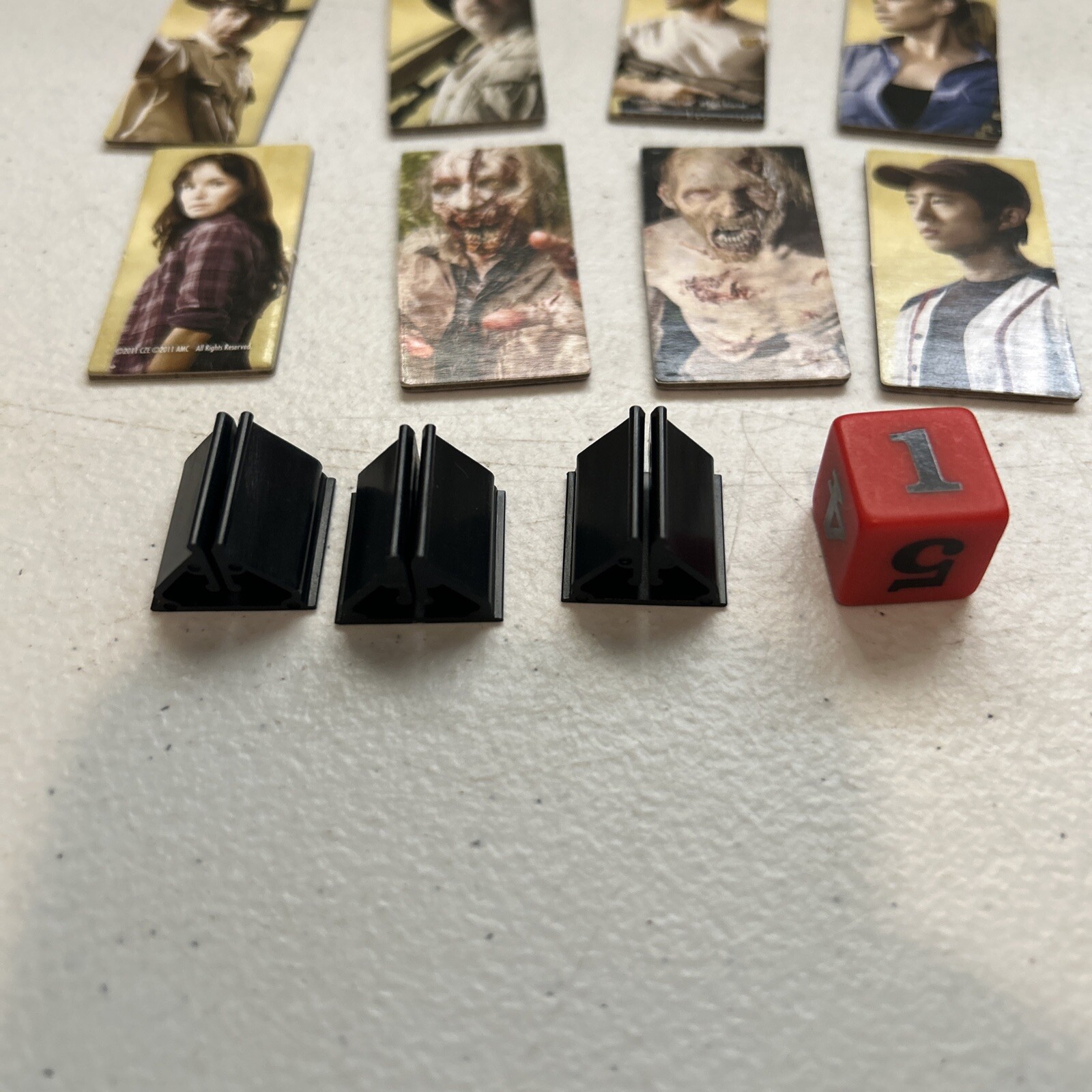 2011 The Walking Dead Board Game Replacement Lot Character Cards, Bases And Dice