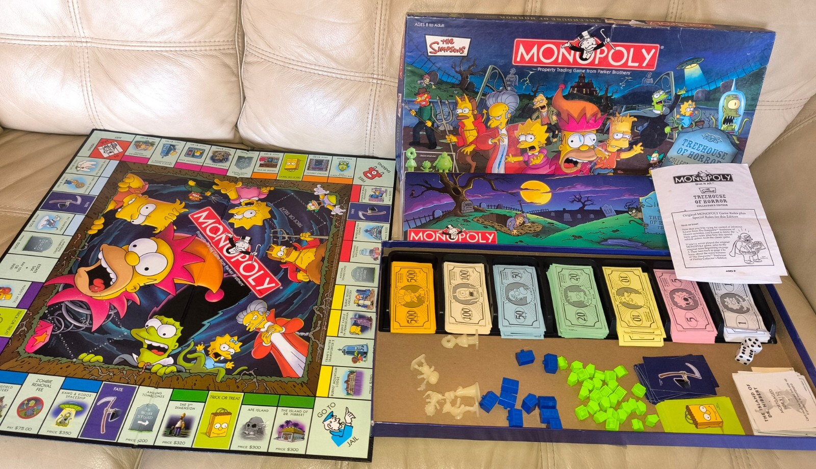 Hasbro Monopoly Simpsons Tree House of Horrors Collectors Edition – Incomplete
