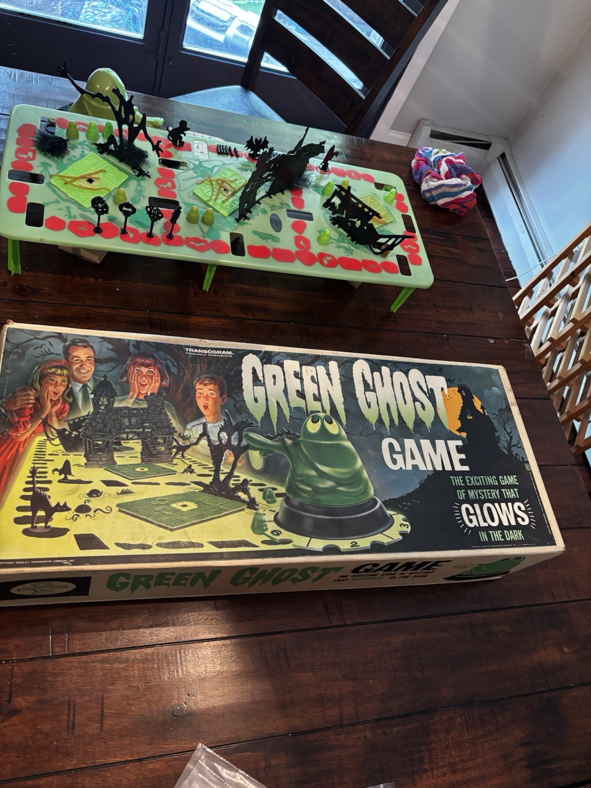 Vintage 1965 Green Ghost Glow In the Dark Board Game 99% Complete Excellent Box!