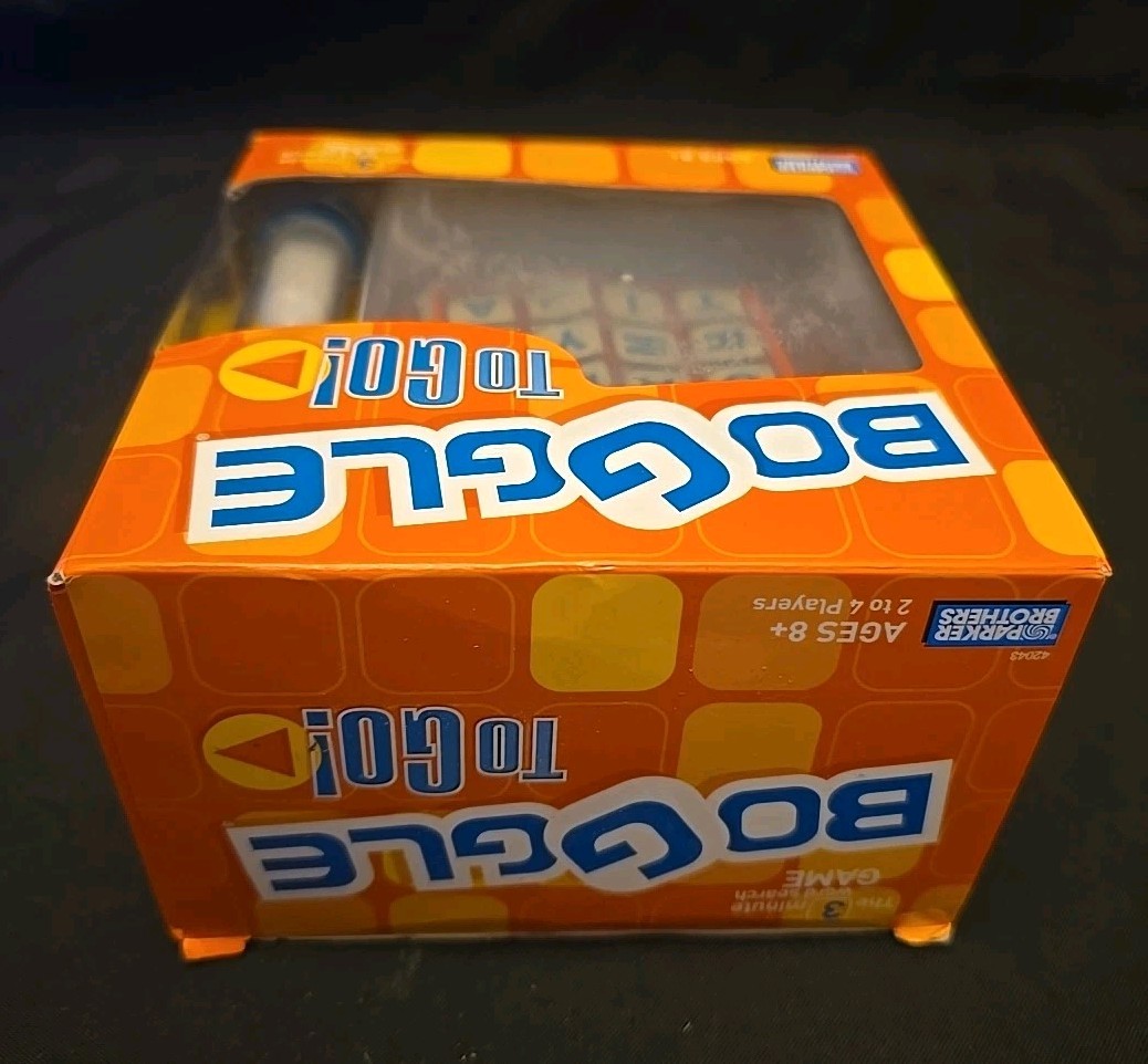 BOGGLE To Go! Parker Brothers Travel Game – 2005 Hasbro – New in box