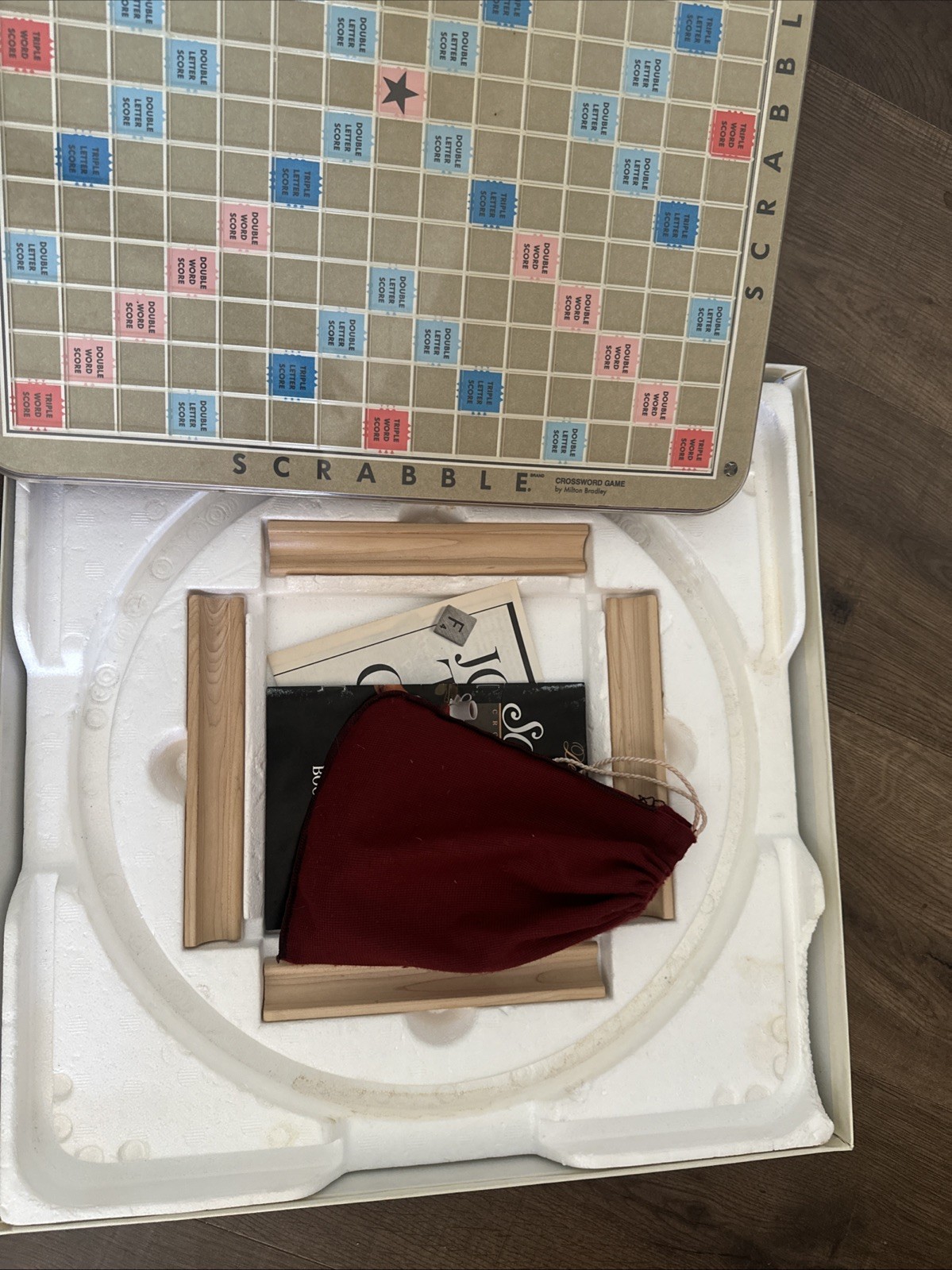 Milton Bradley 4034 Scrabble Deluxe Edition Board Game