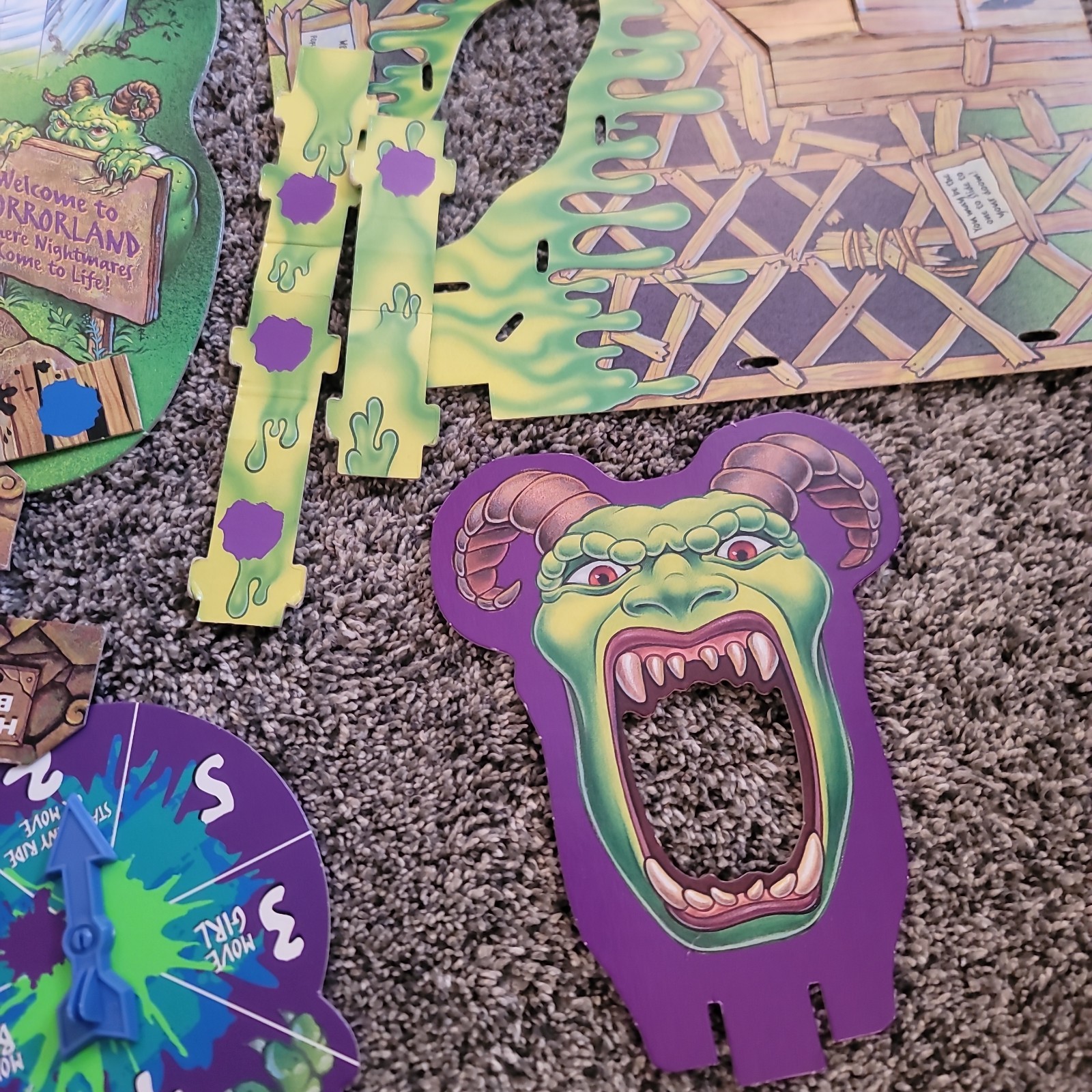 Vintage Retro Goosebumps Board Game One Day At Horrorland 1998 MB Games