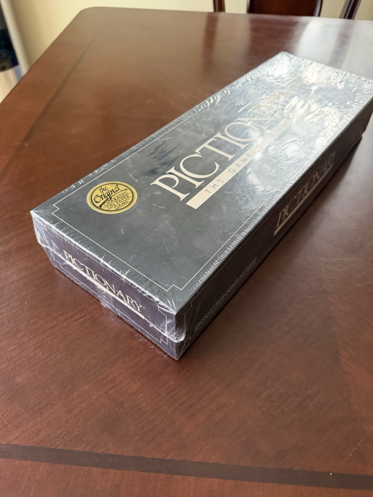 Vintage 1985 Pictionary Original First Edition Factory Sealed Board Game In Box