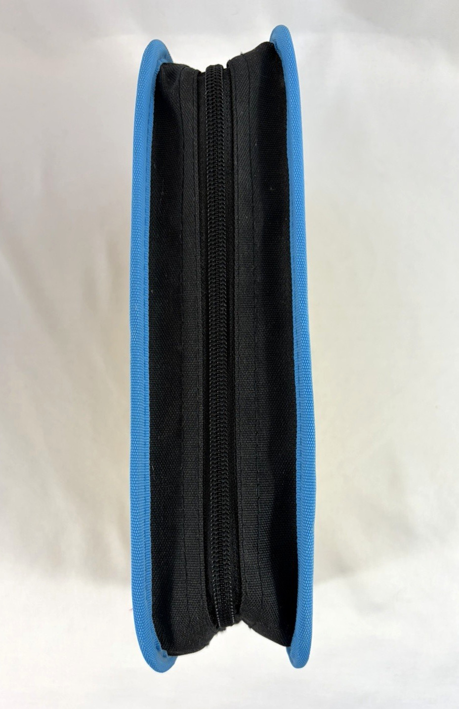 Connect 4 Four Travel Folio Board Game Zipper w Fabric Carrying Case Hasbro