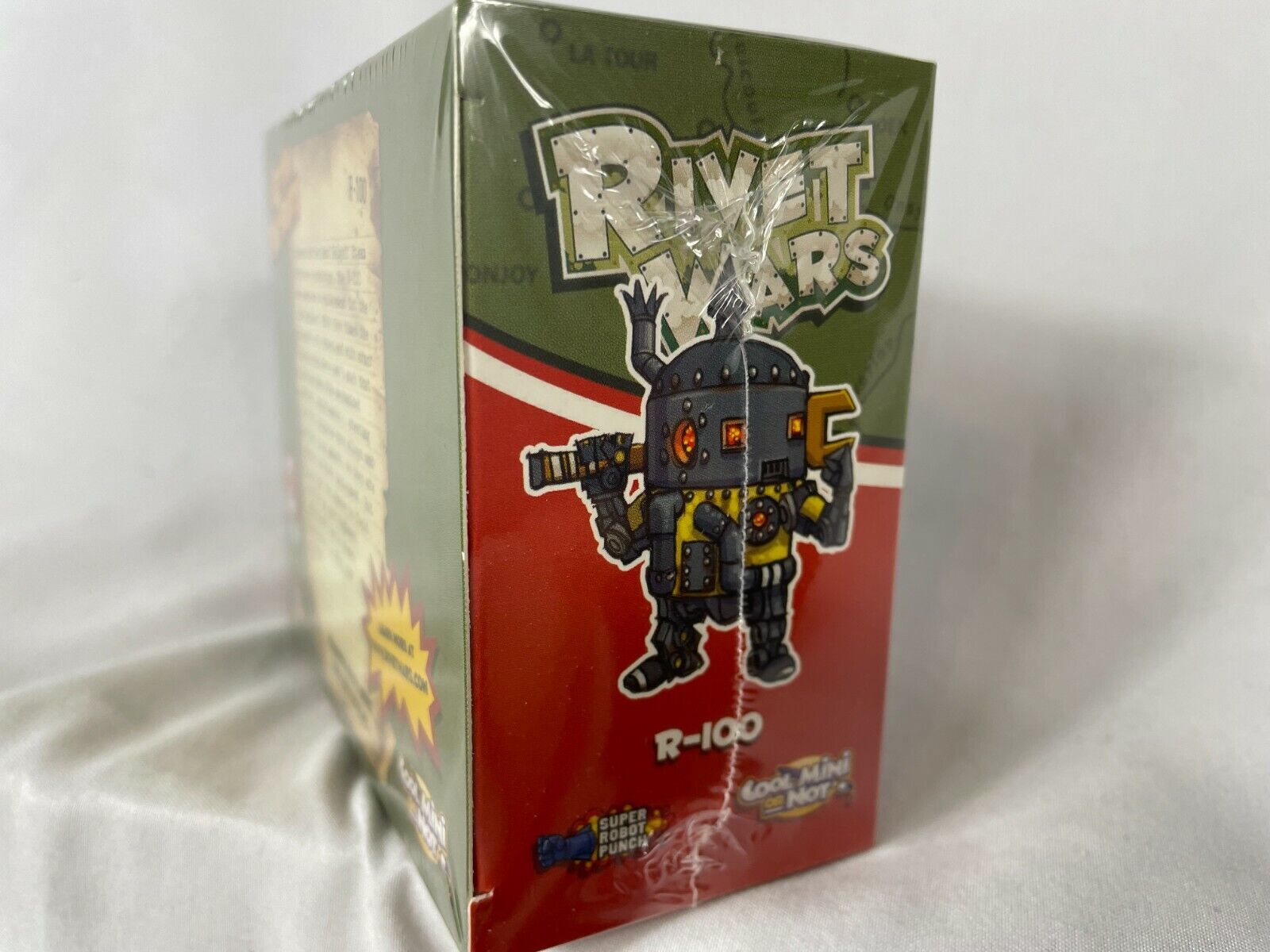 NEW CMON Rivet Wars R-100 requires Rivet War core set to play