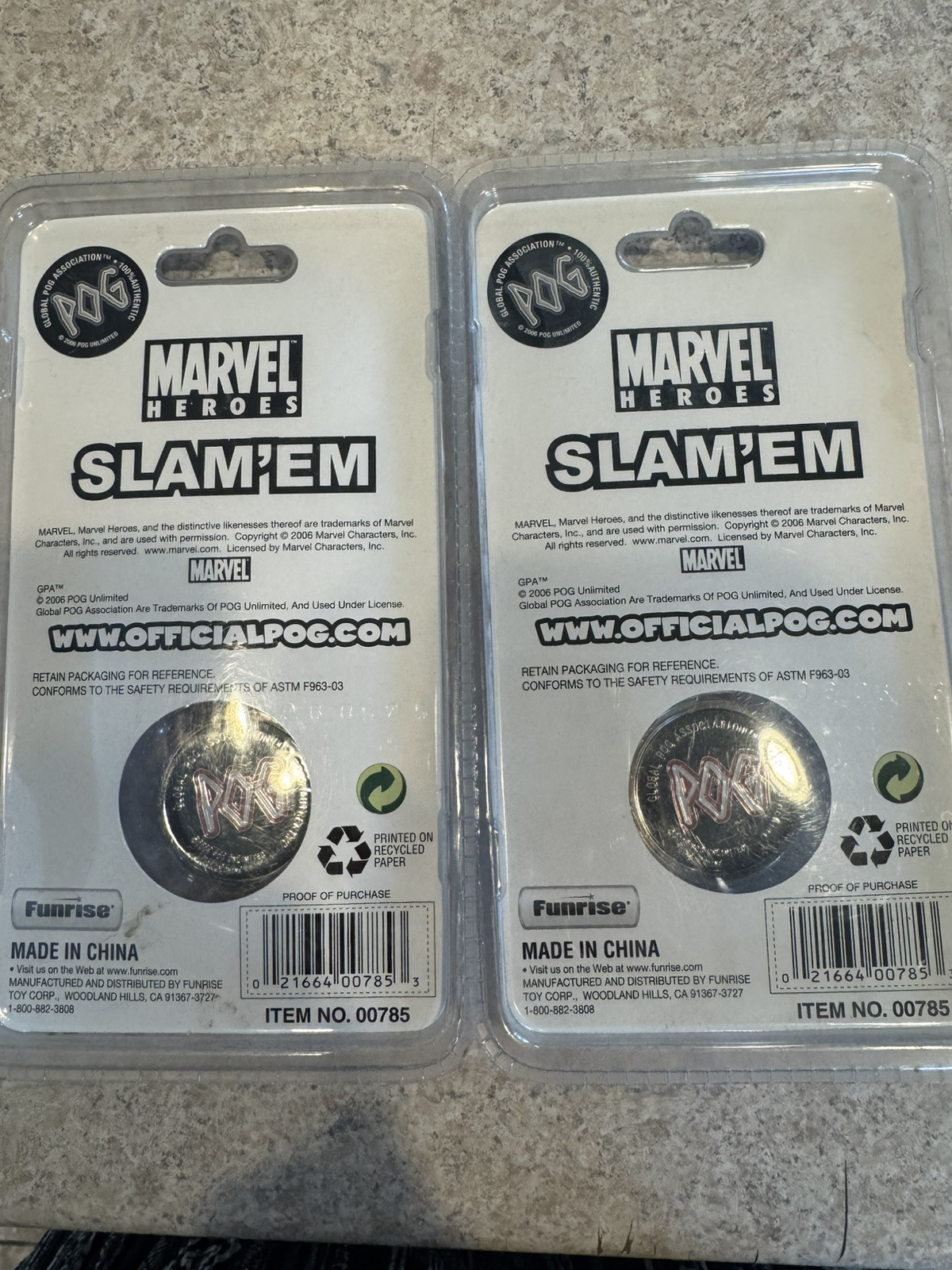 MARVEL HEROES SPIDER-MAN&wolverine POG SLAMMER IN POG/FUNRISE 2006 POG SLAM EM