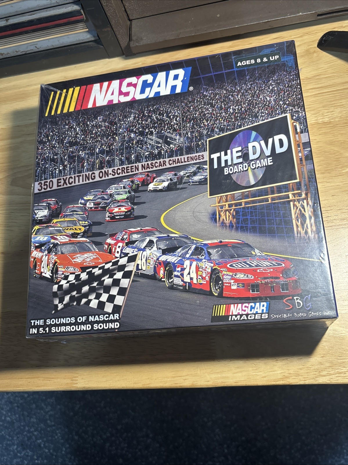 2005 NASCAR DVD Board Game. NIB