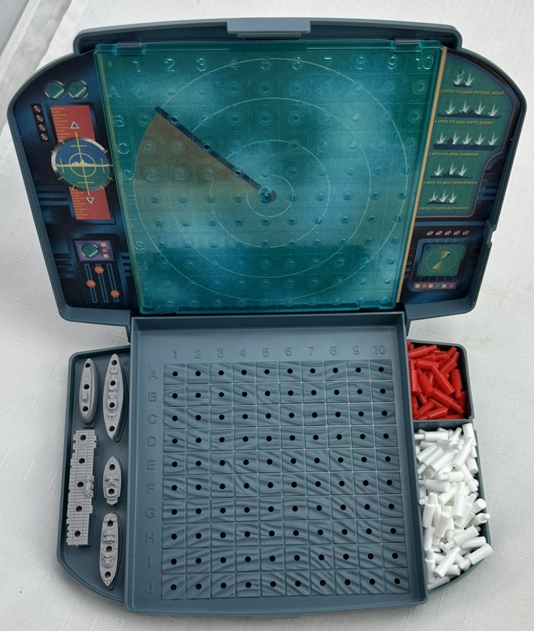1996 Battleship Game by Milton Bradley Complete in Great Condition FREE SHIPPING