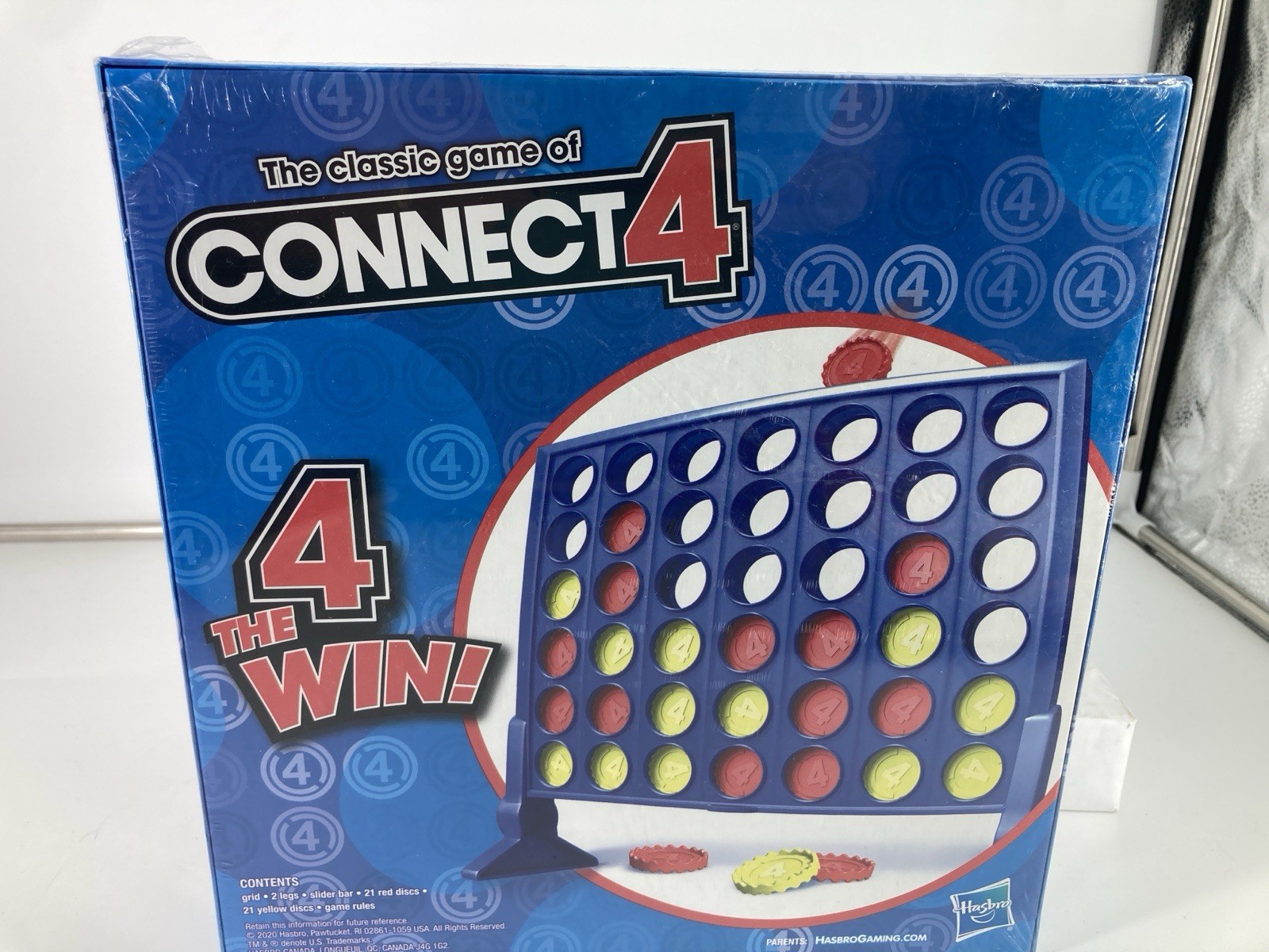Connect 4 game New and Sealed with Free Shipping