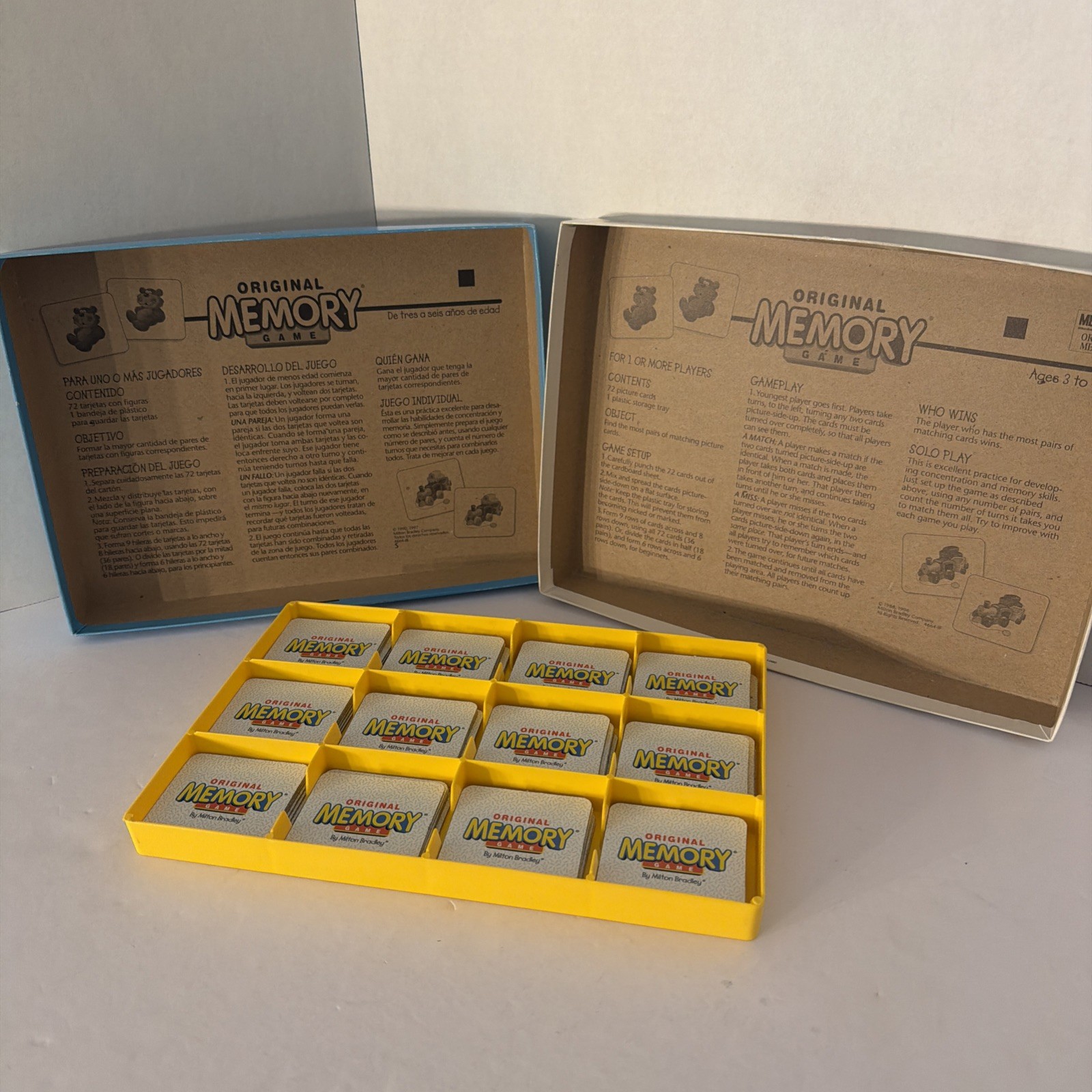 Original Memory Game Board Game Milton Bradley 2001 100% COMPLETE