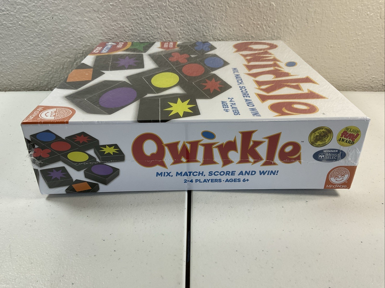 Qwirkle Wooden Tiles Board Game MindWare 2010 Tile Mix Match NEW Sealed