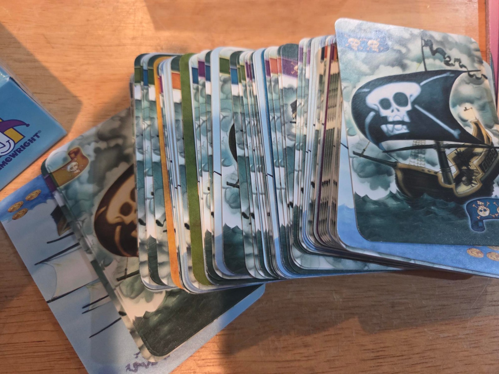 Loot the Plundering Pirate Card Game Gamewright 2005 Great Condition Free Ship