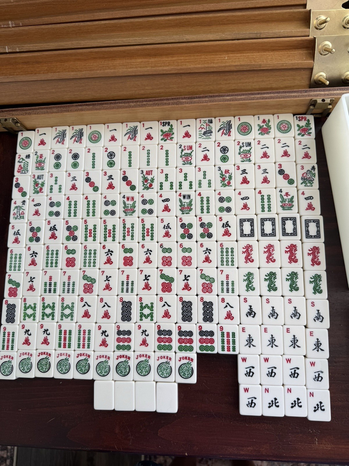 Vintage MahJong Set Bakelite Tiles Wood Case Excellent 166 Tiles Royal Crisloid?