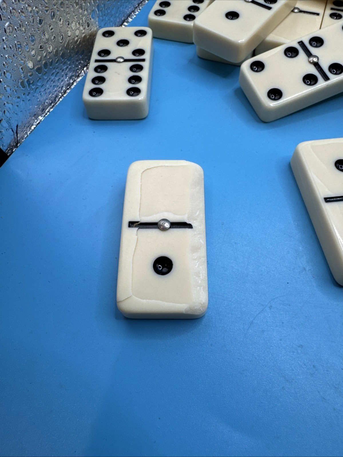 Set Of 28 Dominoes Supreme Made In Taiwan. Double Six With Wooden Box