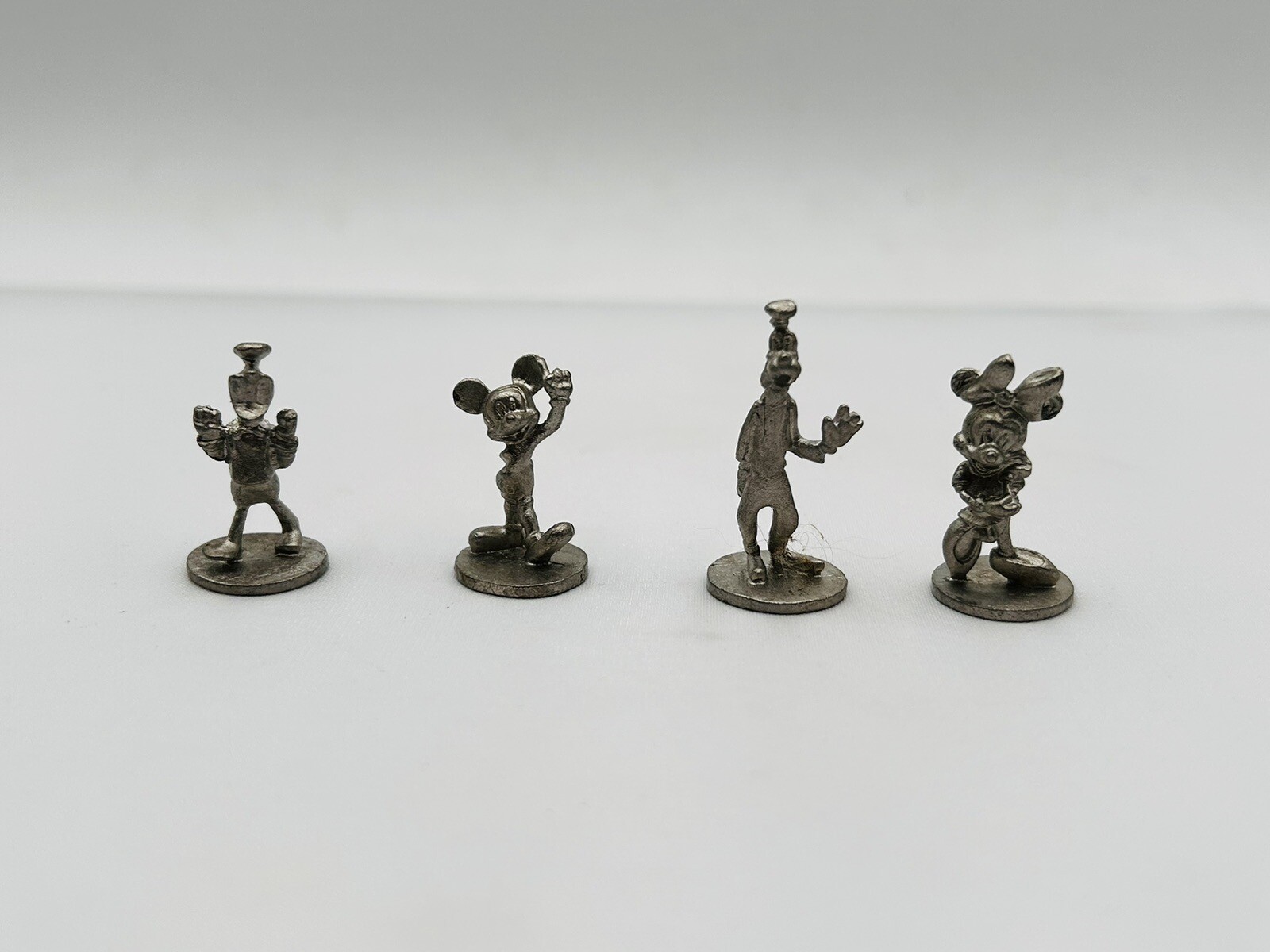 Disney Scene It DVD Game Replacement Parts 4 Metal Figurine’s Token 2004