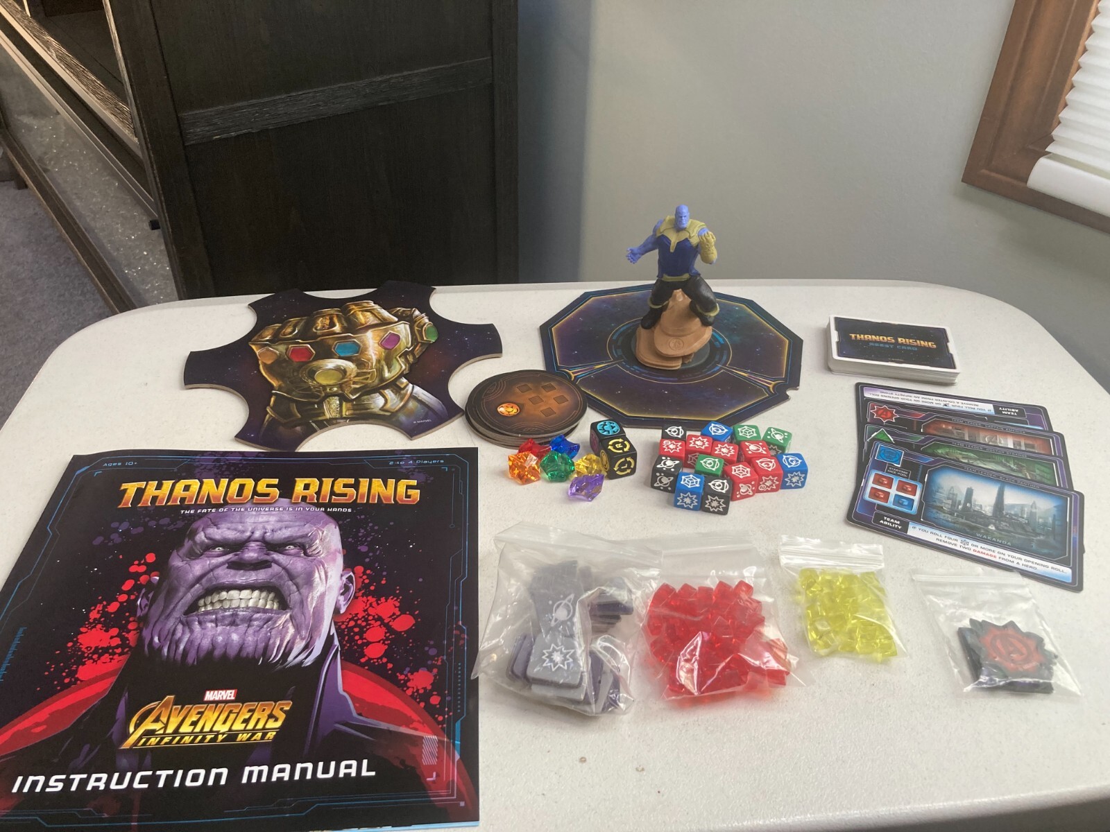 THANOS RISING Marvel Studios Avengers Infinity War Board Game USApoloy Movie