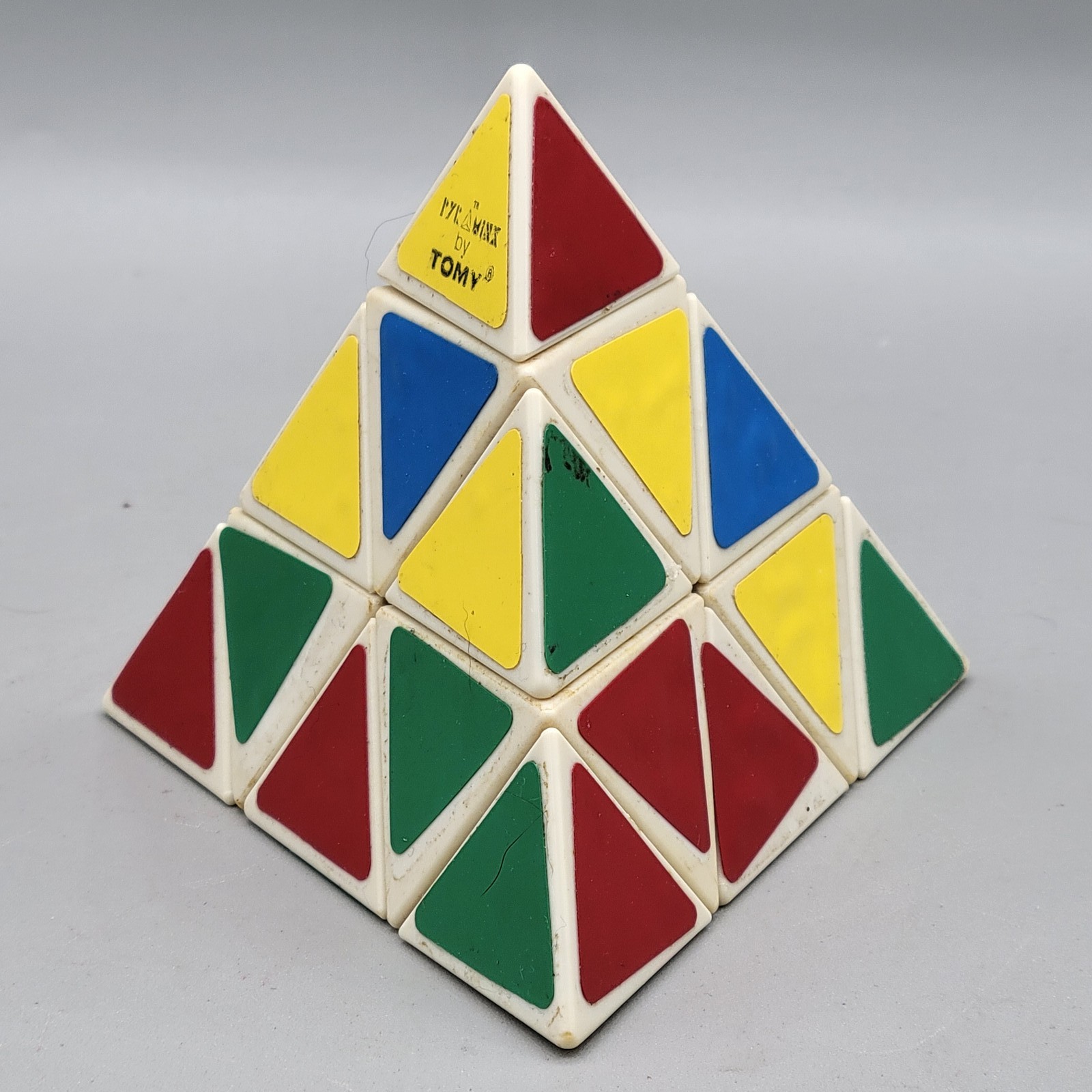 Vintage Pyraminx by Tomy Twist Puzzle Brain Teaser Cube Game 1980s White Base