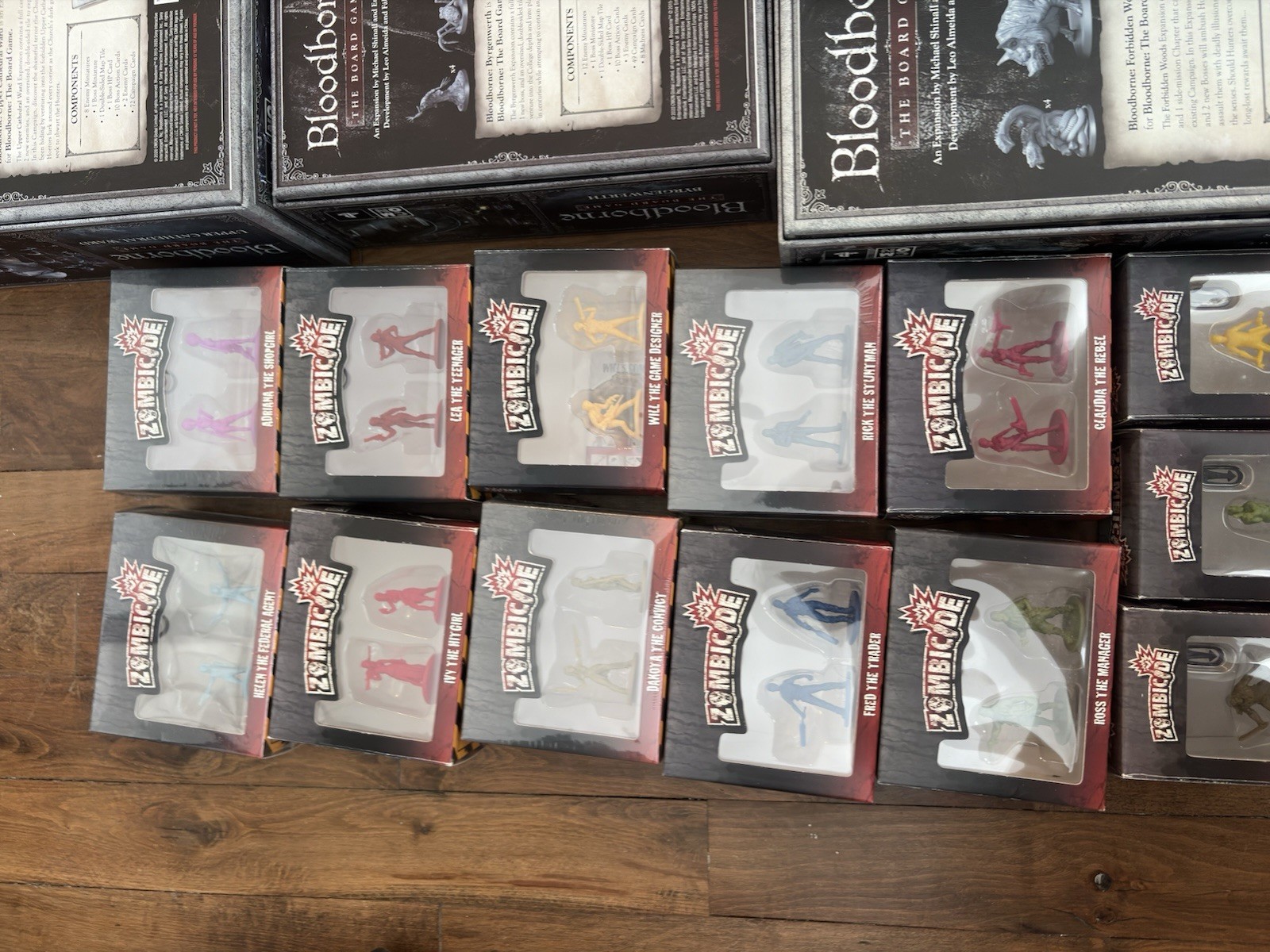 Zombicide board game lot – Zombicide – Toxic City – Prison Outbreak + extras
