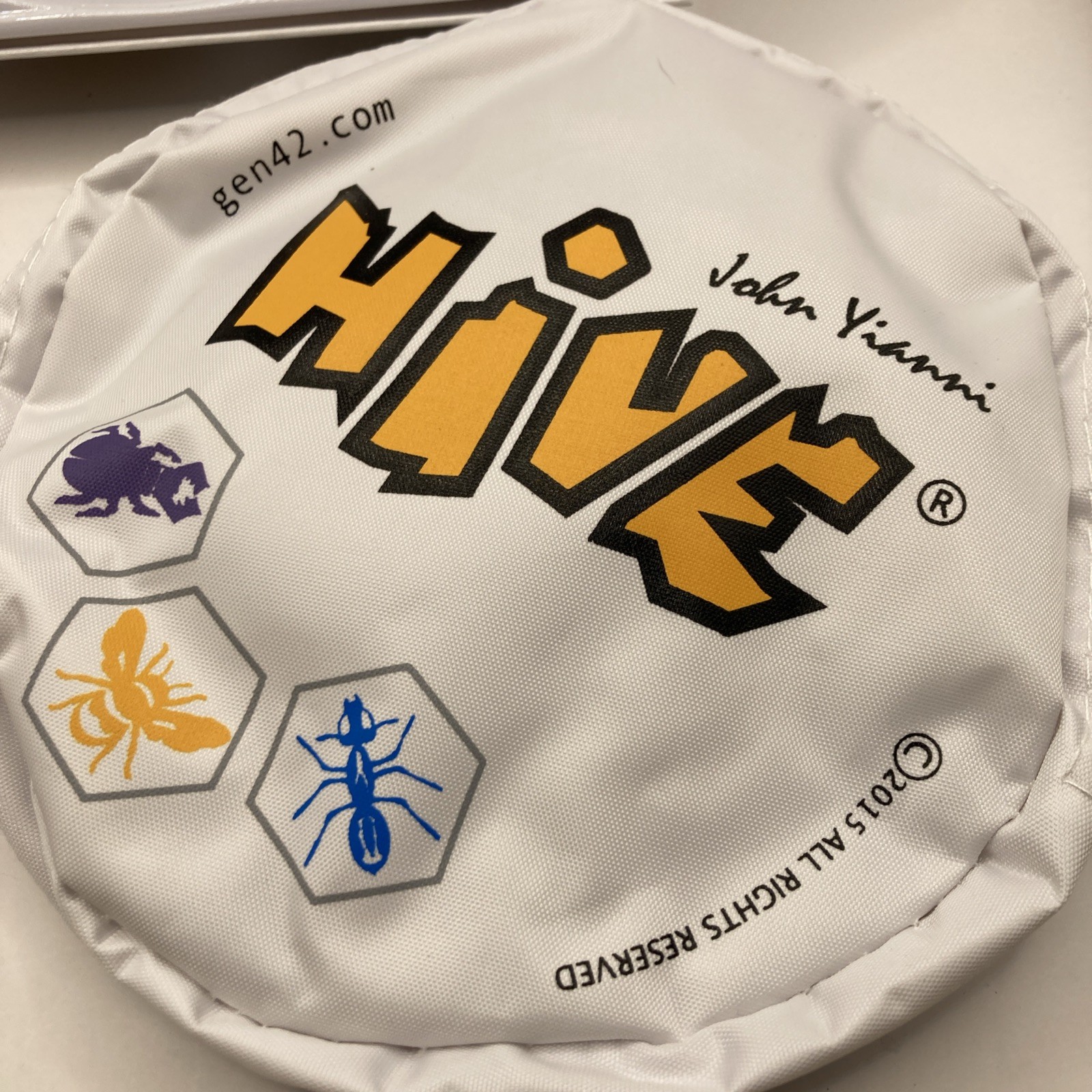 Hive Board Game 2 Player Family Fun Strategy Travel Party Entertainment Game