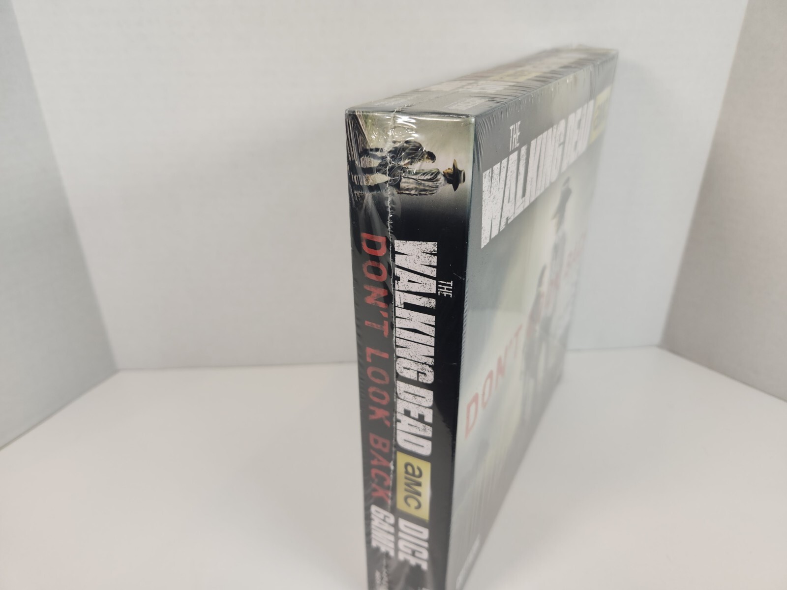 The Walking Dead “Don’t Look Back” Dice Game – Sealed
