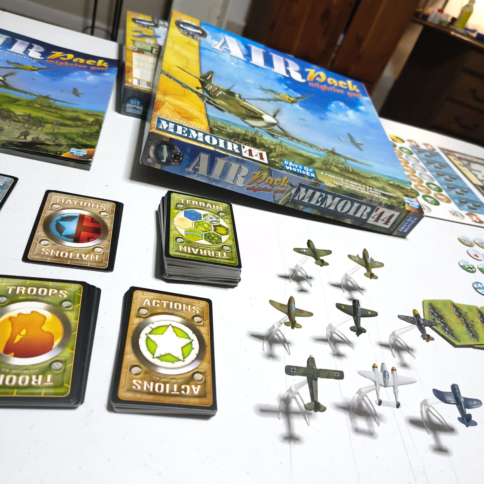 Memoir ’44 Air Pack 1st Edition Days of Wonder 2007 Miniature WW2 War Planes