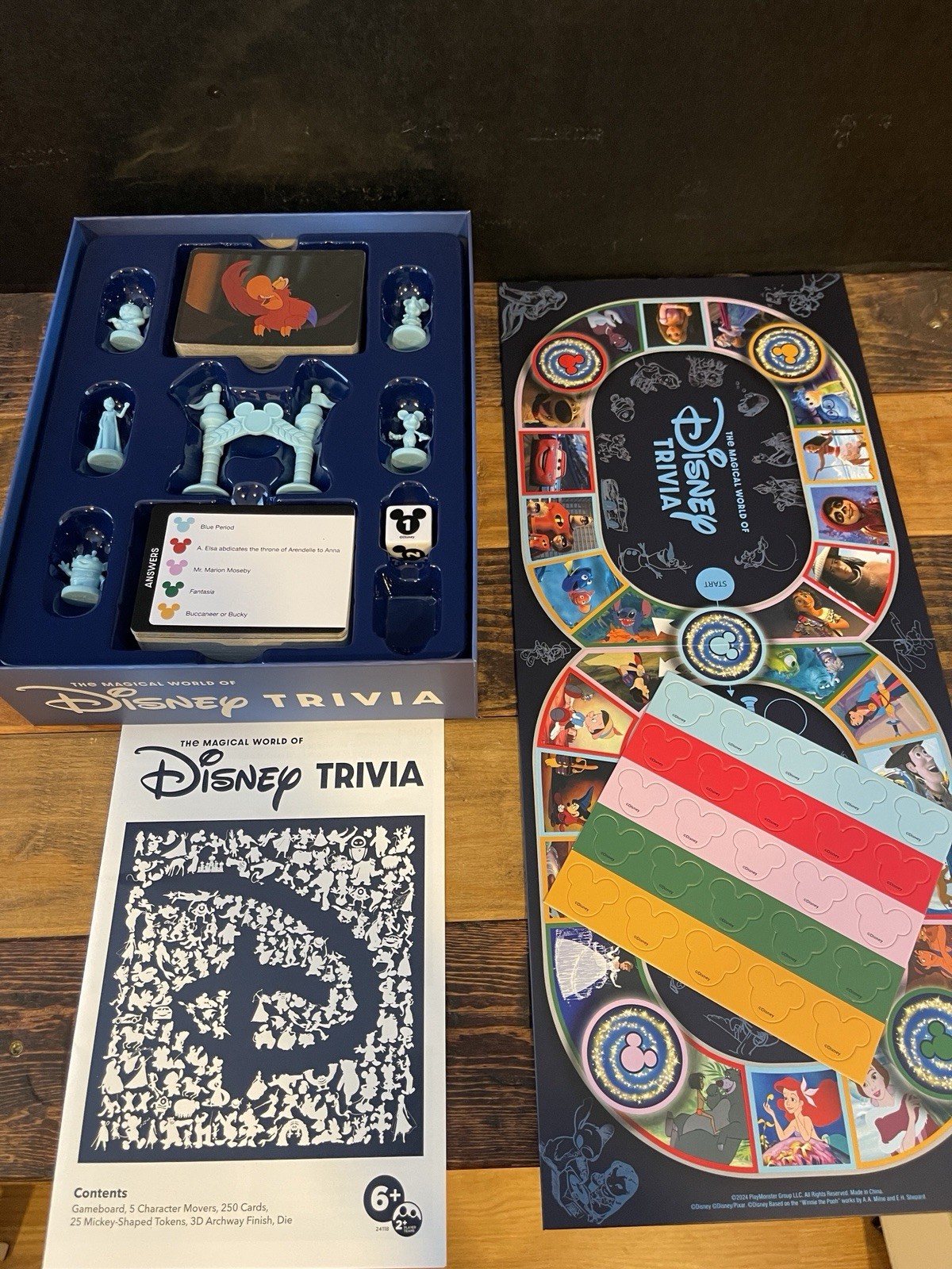 Disney Trivia (Open box) – 1250 Trivia Questions With 5 Characters/cards