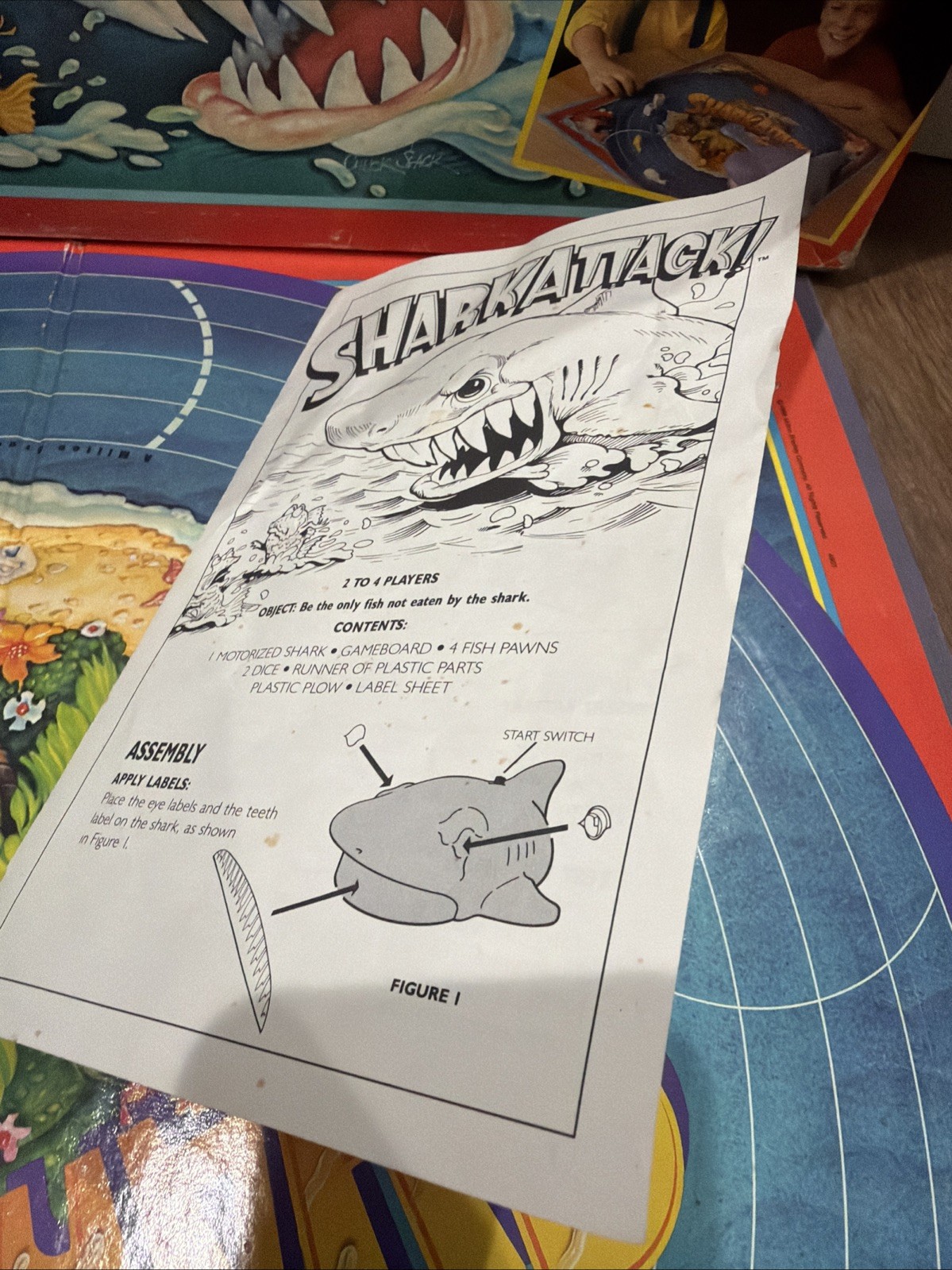 MB – Shark Attack! Vintage Board Game (1988) – GREAT! WORKS! Missing Dice
