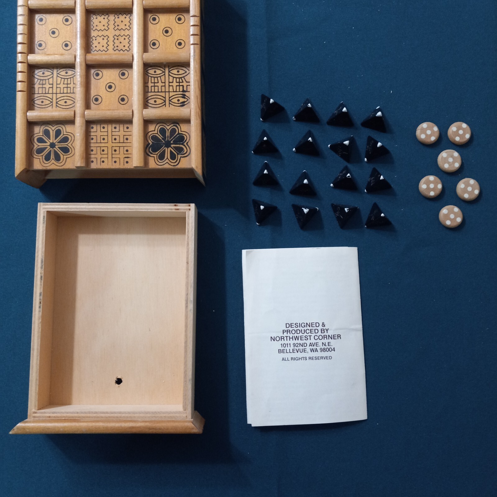 WE Games The Game of UR or Antiquity, The Royal Game Wood & storage box 3760