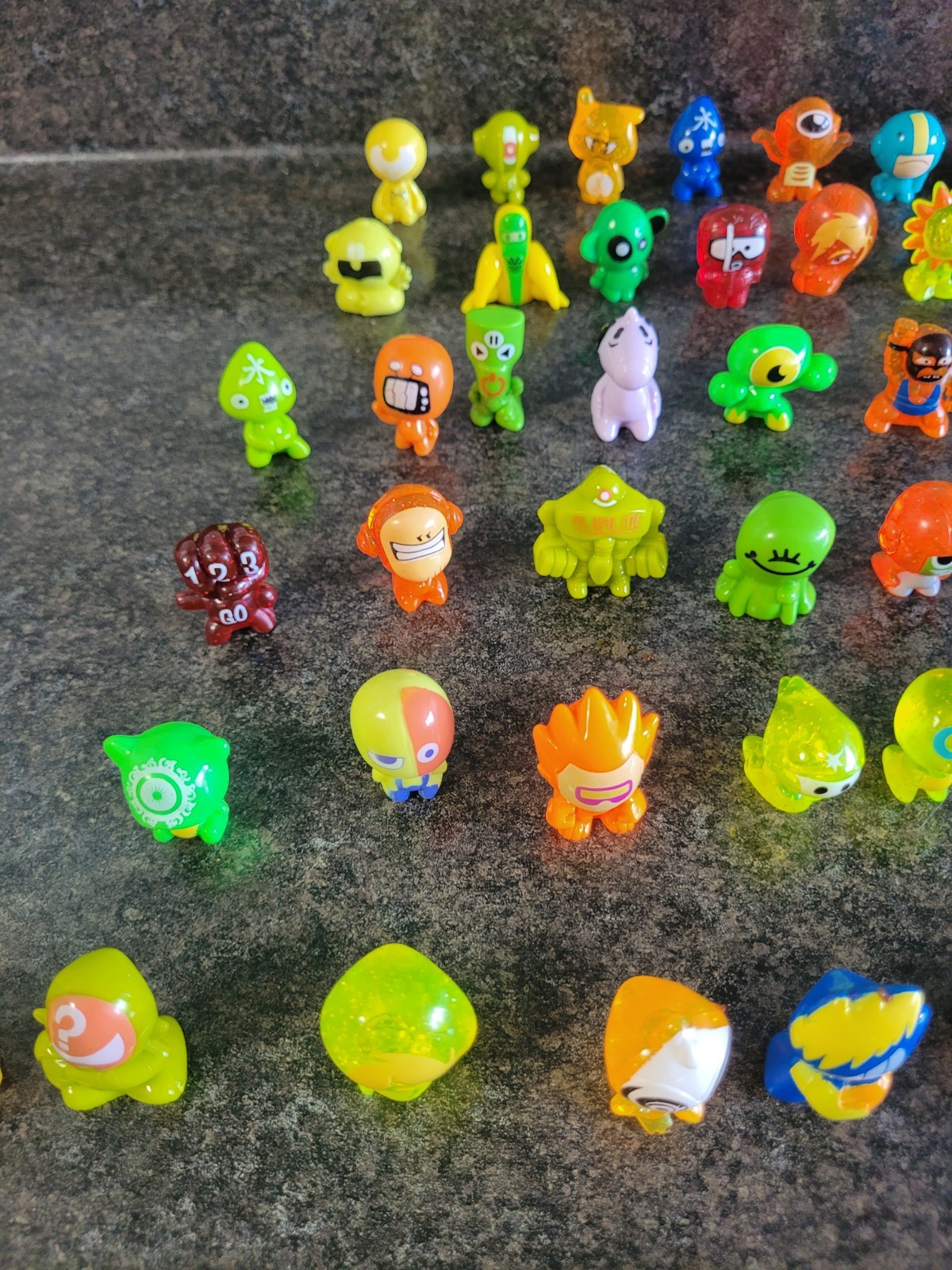 Gogo’s Crazy Bones Mixed Series Lot (133)