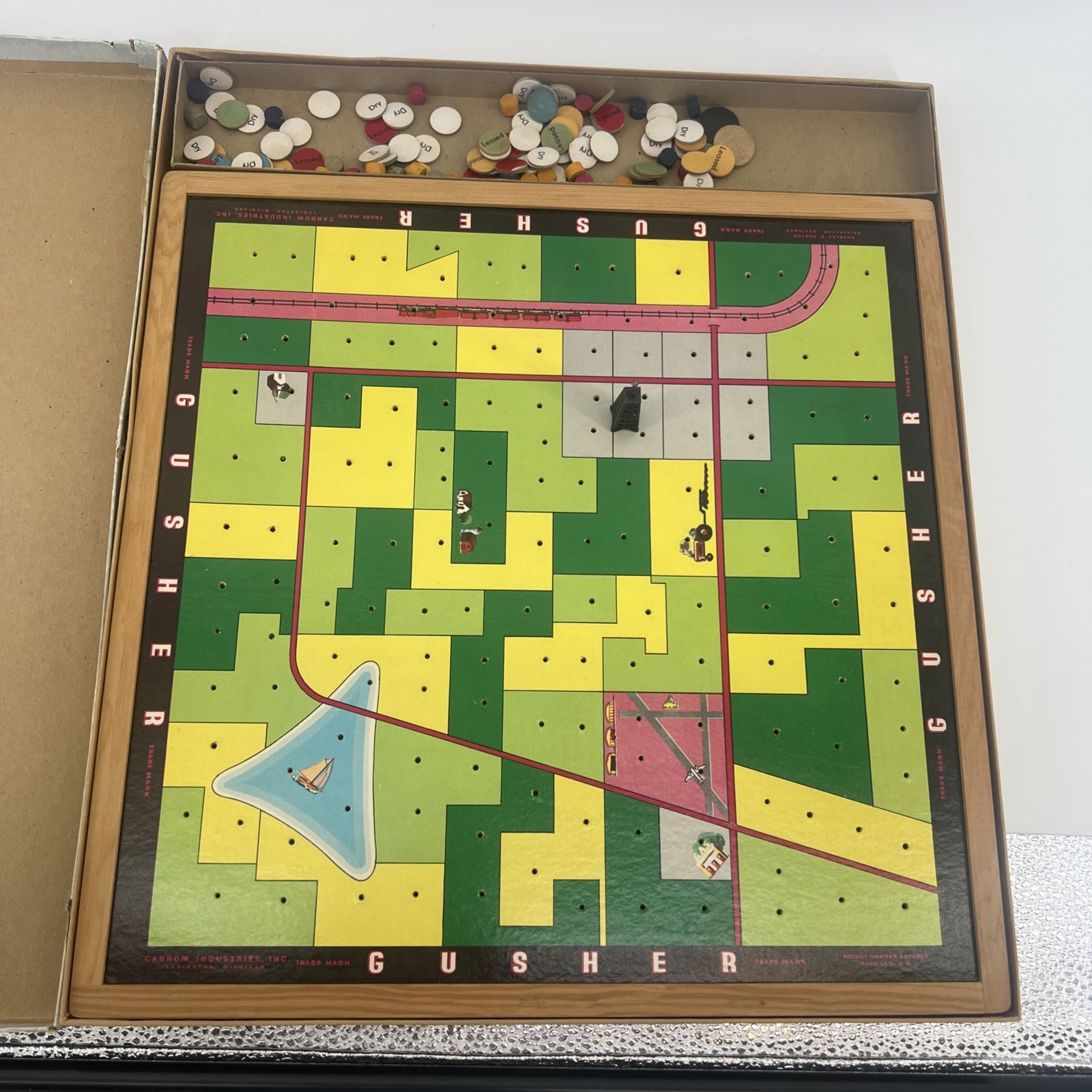 Vintage Gusher Board Game Carrom Industries, Inc. Oil Drilling Game 1940