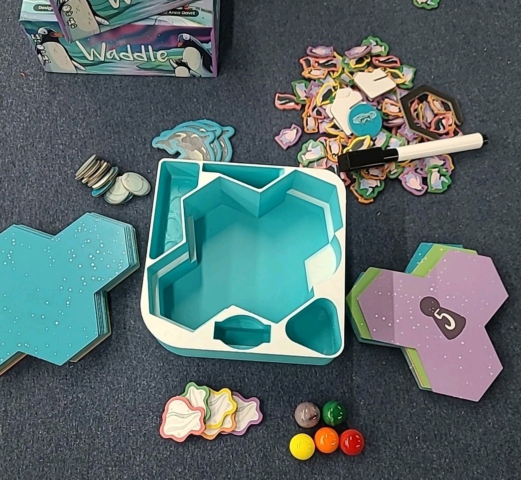 Waddle storage solution – box insert – Board Game allplay – Custom Design
