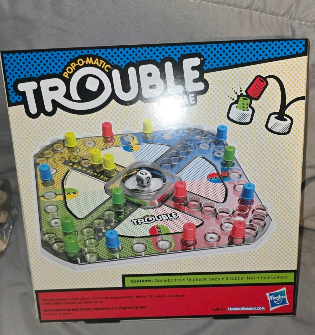 Hasbro Gaming Trouble Board Game Pop-O-Matic Family Game for Kids Ages 5 and Up
