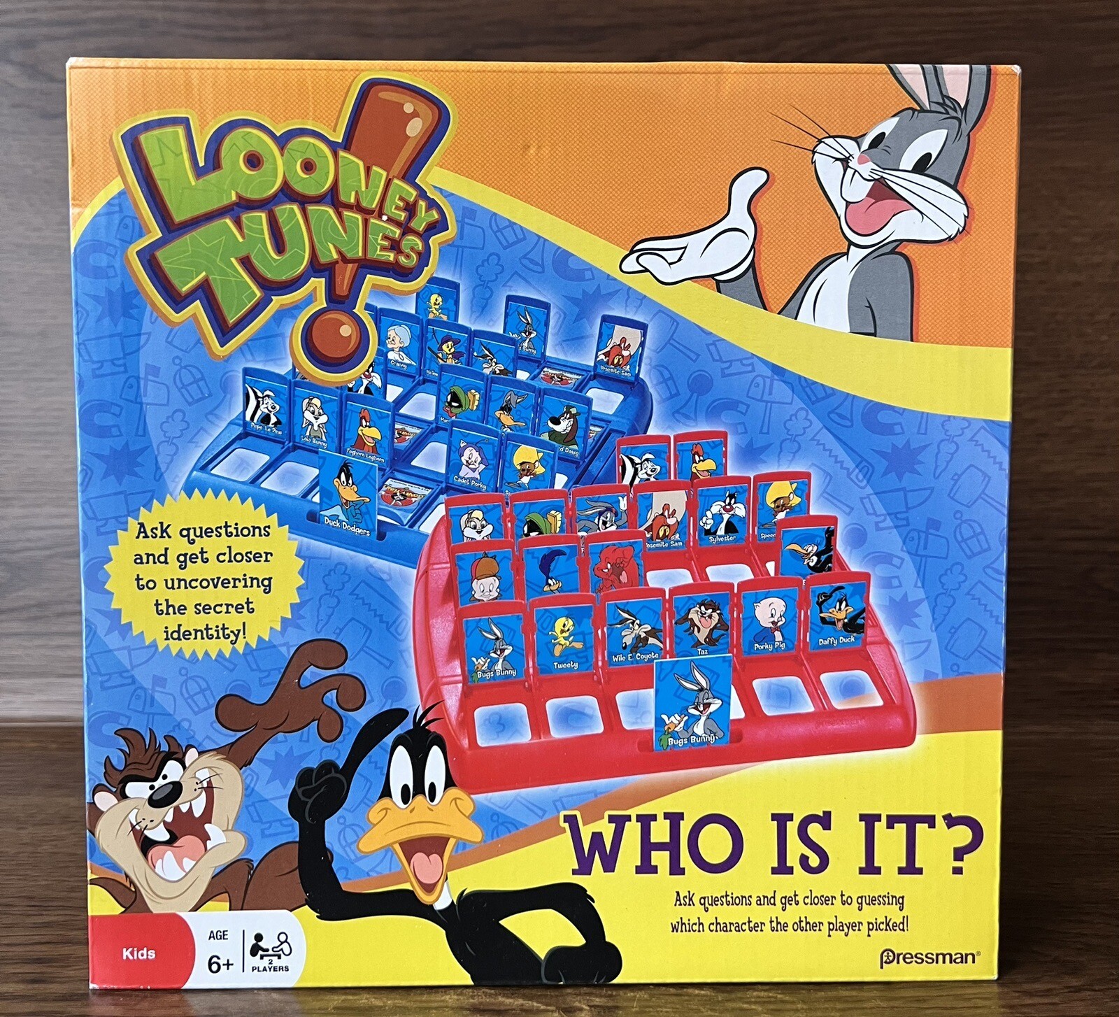 Looney Tunes Who Is It Kids Game Pressman 2010 New