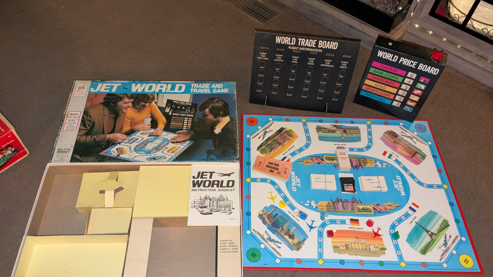 1975 JET WORLD BOARD GAME PAN AM BRANDED MILTON BRADLEY 4506 Missing Green Jet