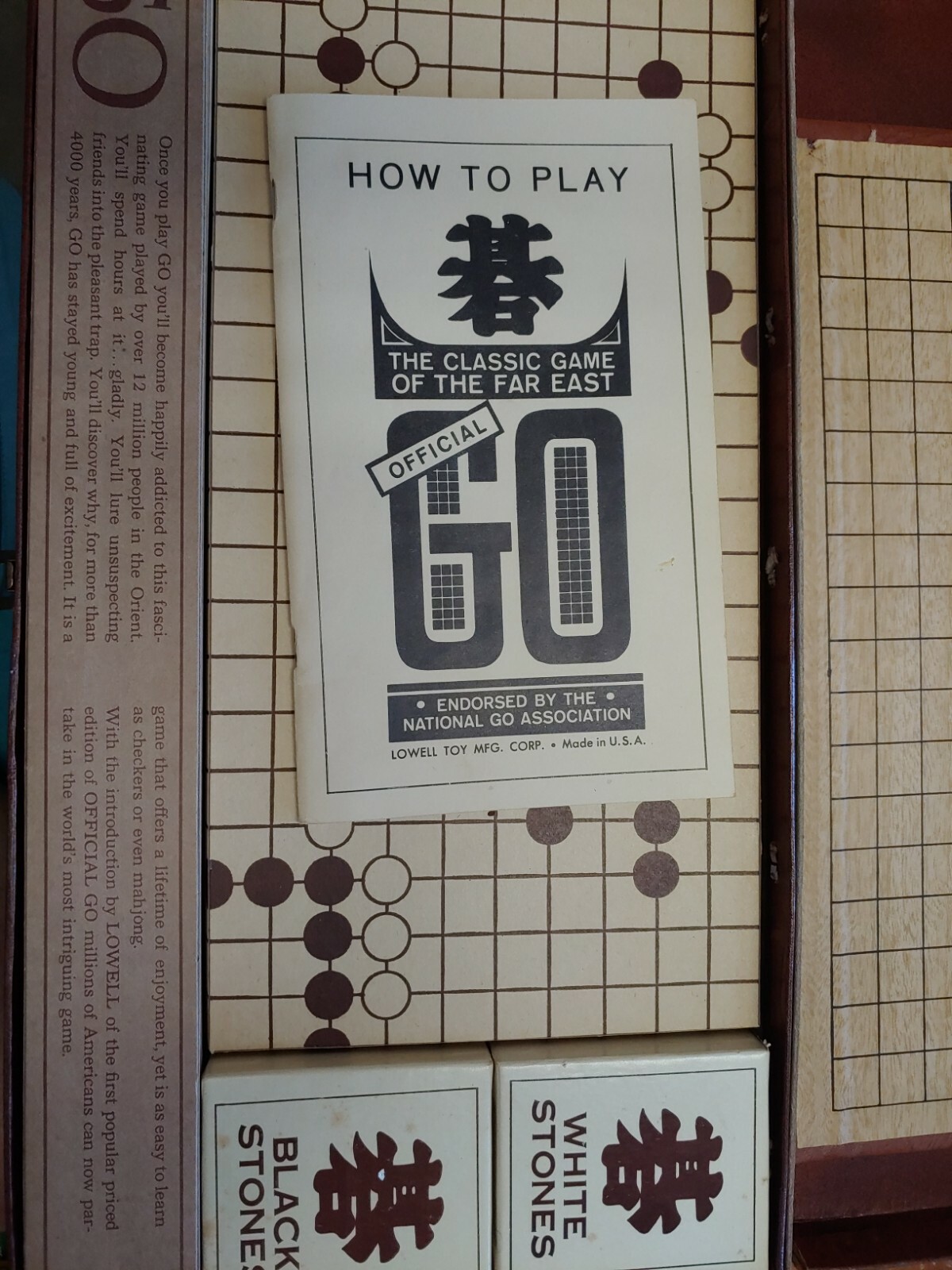 Lowell Toy Mfg corp the game GO Classic Game of the Far East