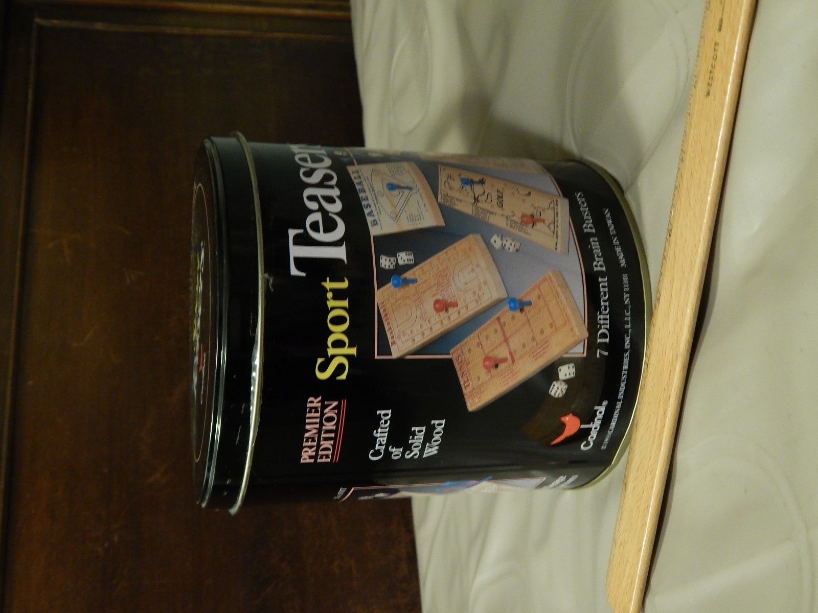 1993 Sport Teasers “7 Different Brain Busters” [Solid Wood] METAL TIN ~Cardinal~