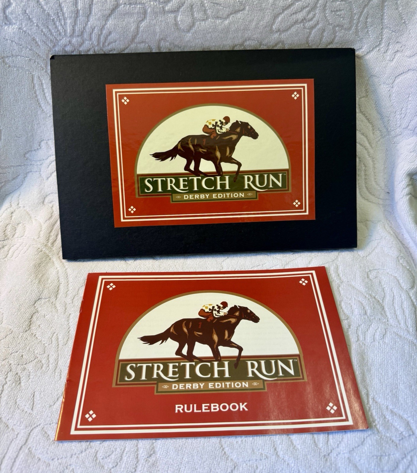 OLD CENTURY STRETCH RUN HORSE RACING GAME FRONT PORCH CLASSICS, INC. AGES 8+