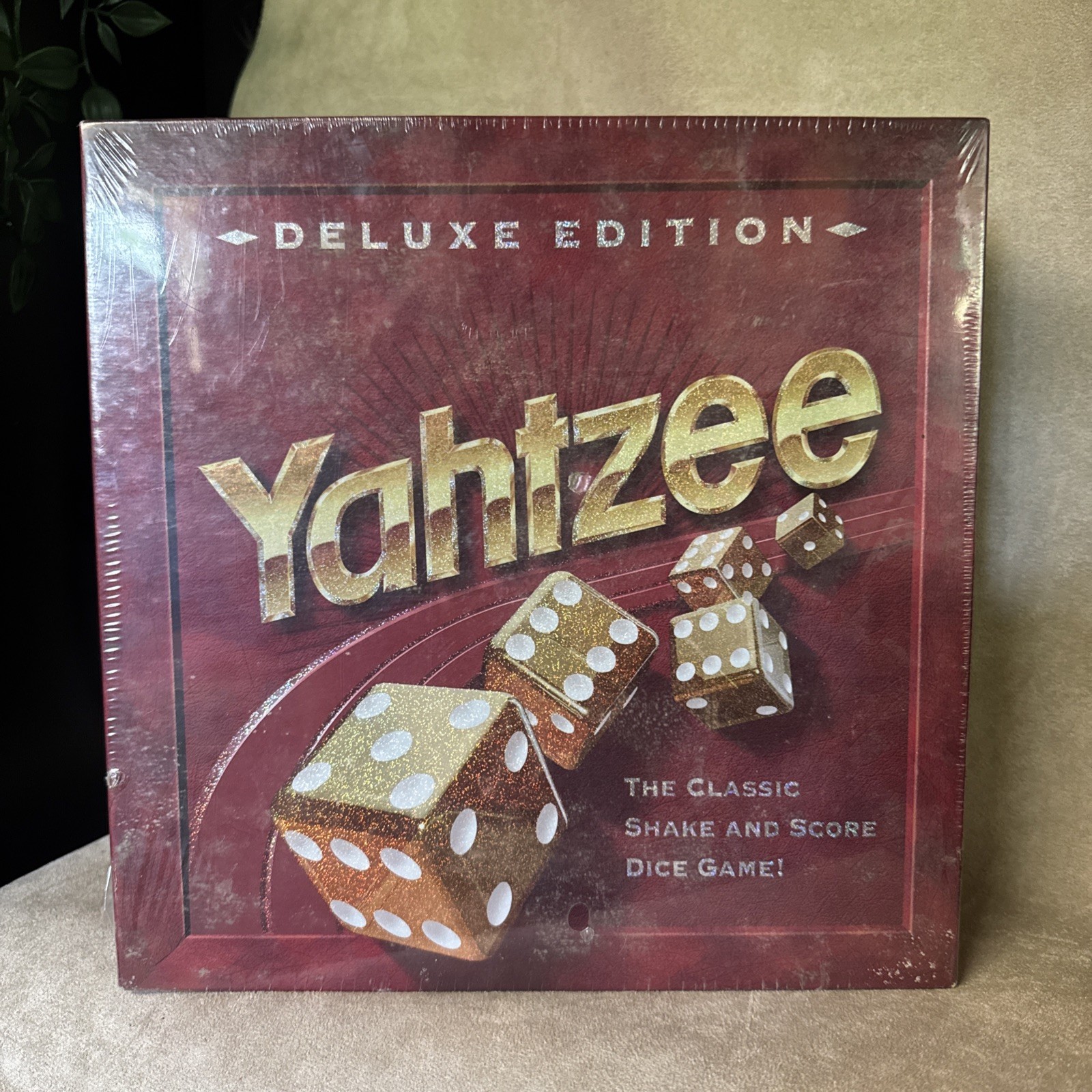 Yahtzee Deluxe Edition Board Game Milton Bradley 1997 New Sealed 4734 As Is