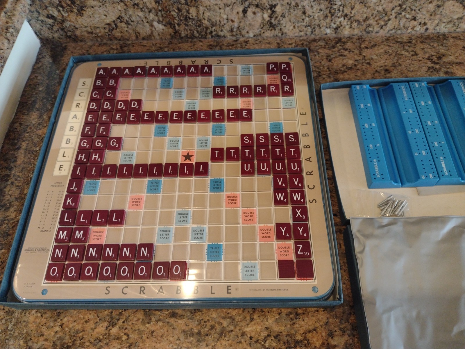 Deluxe Selchow&Richter Turntable Scrabble Game Complete 100 Tiles 4 Trays Pins