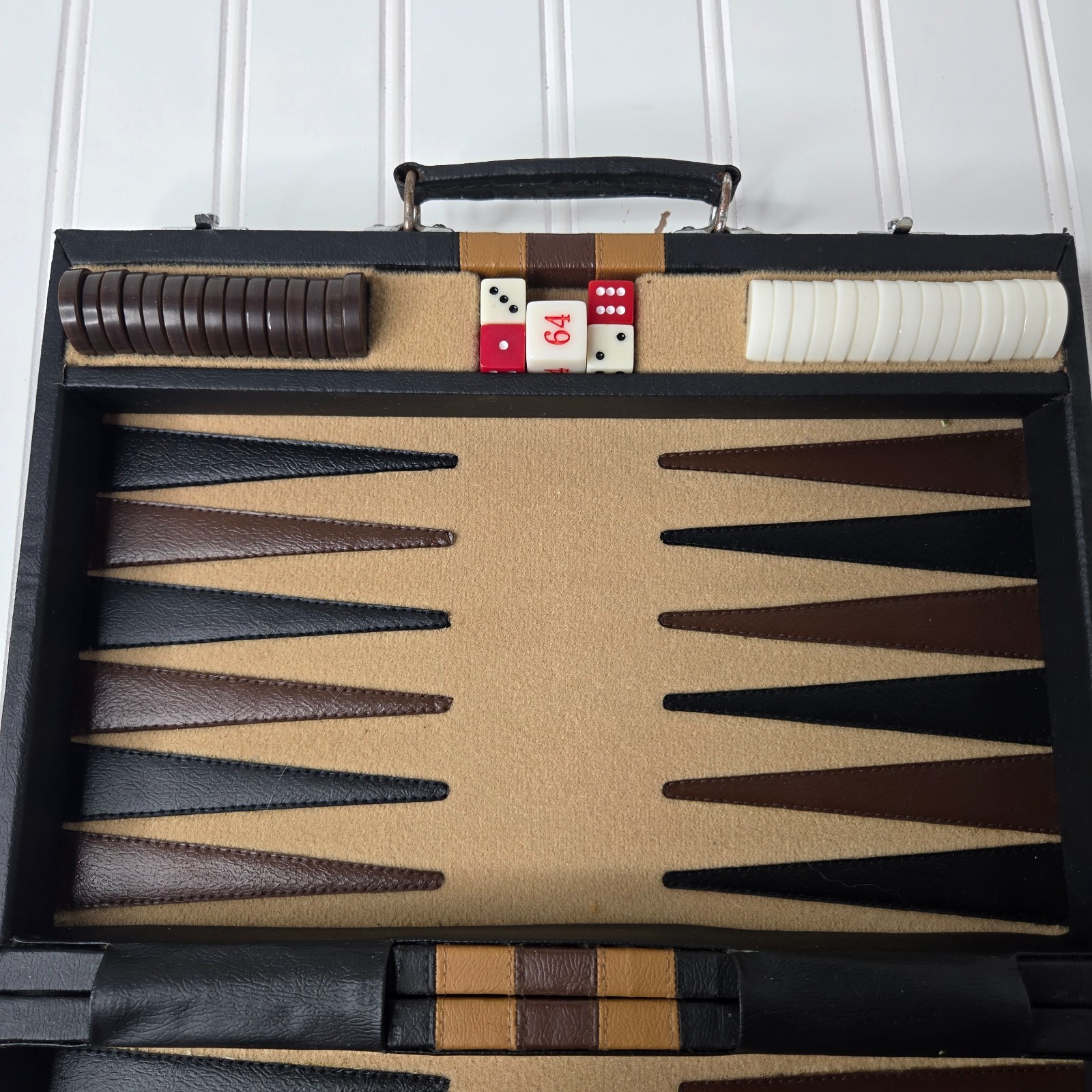 Vintage 1973 Pacific Game Company Travel Backgammon Set w/Directions 15″ x 10.5″