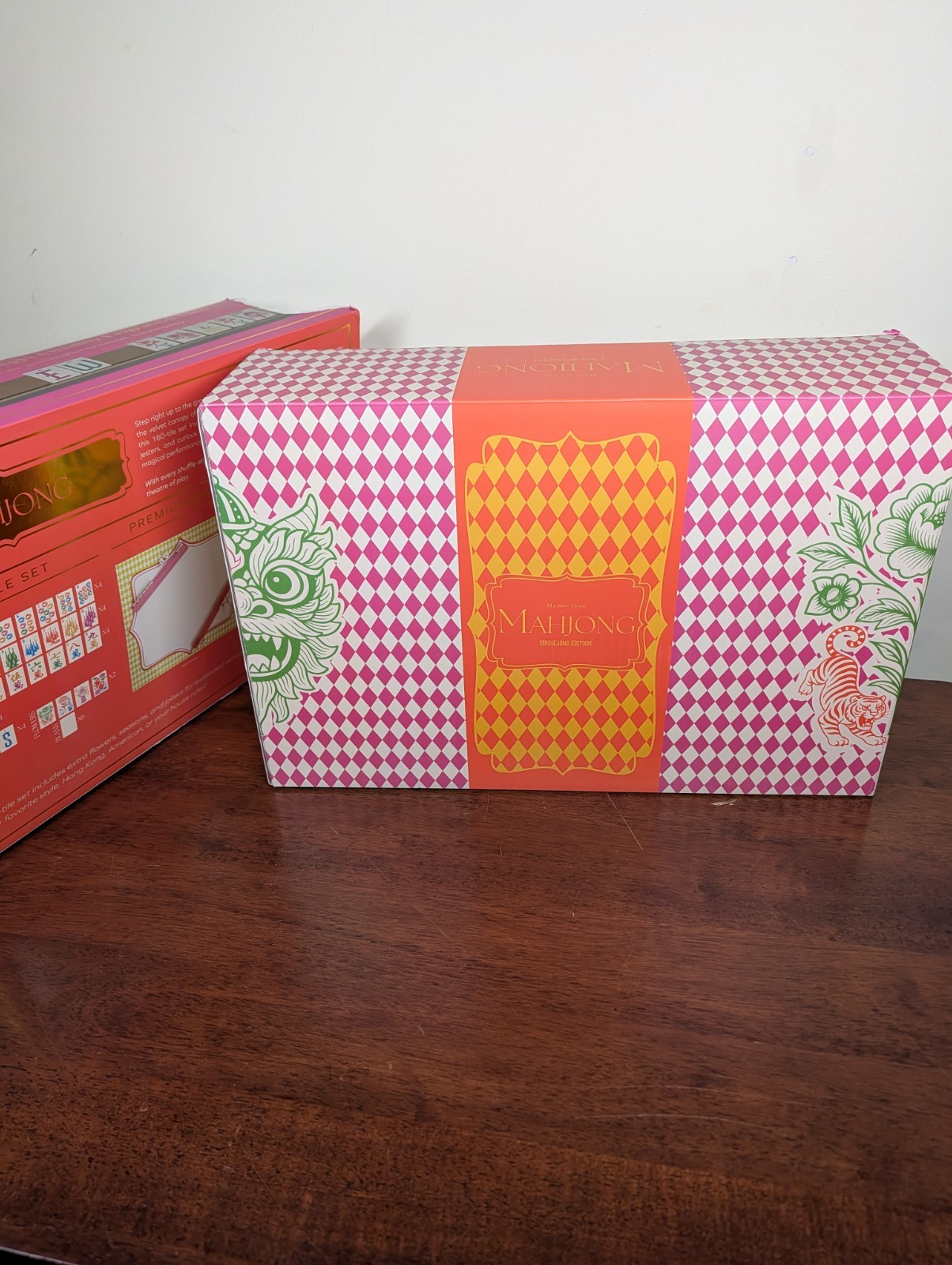 Maison Lude Cirquejong Mahjong Set 160 Tiles Racks Mat Carrying Case New