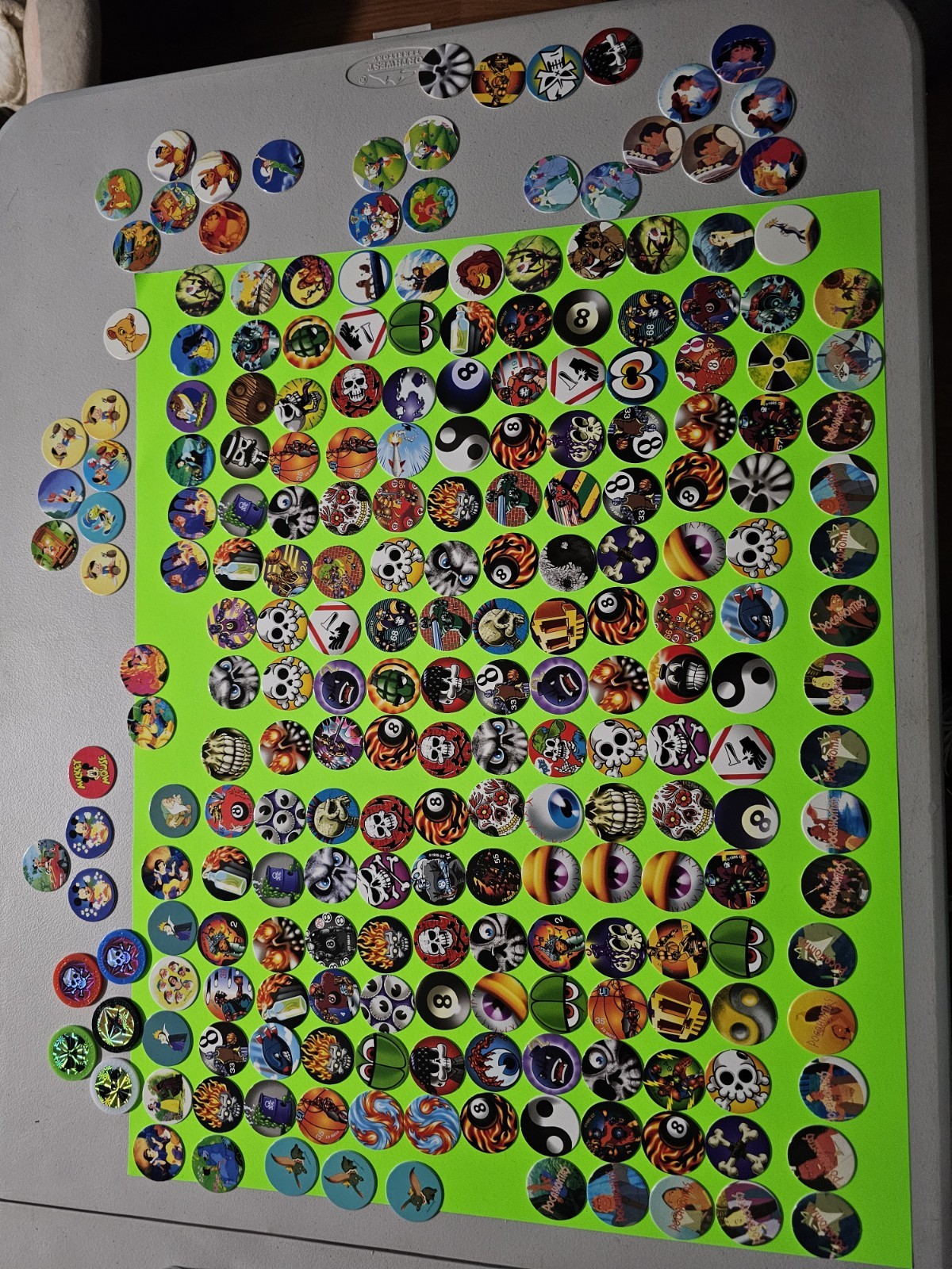 Vtg 90s Pogs 200 + Pogs +5 Slamers , Pocahontas, Dumbo, Jungle Book ,Read Des…