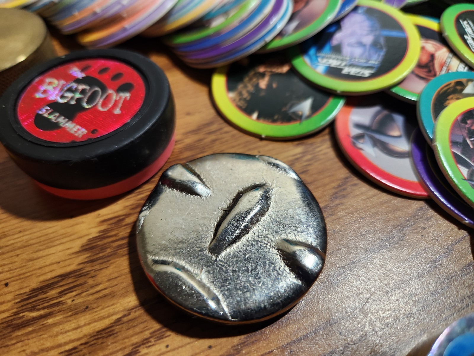 HTF Vintage Lot of 150+ Star Trek Milk Caps POGs 4 Slammers & 4 Containers Game